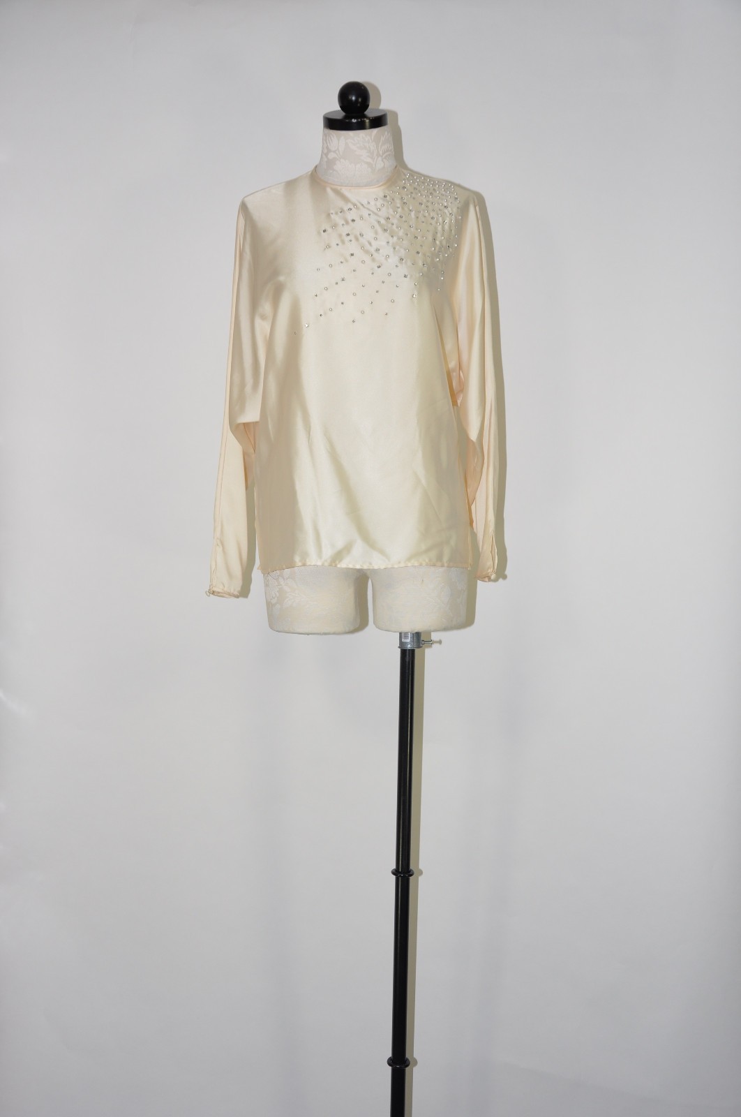 90s Vtg Saks Fifth Cream Silky Pearl Rhinestone Embellished Blouse Top Women S M