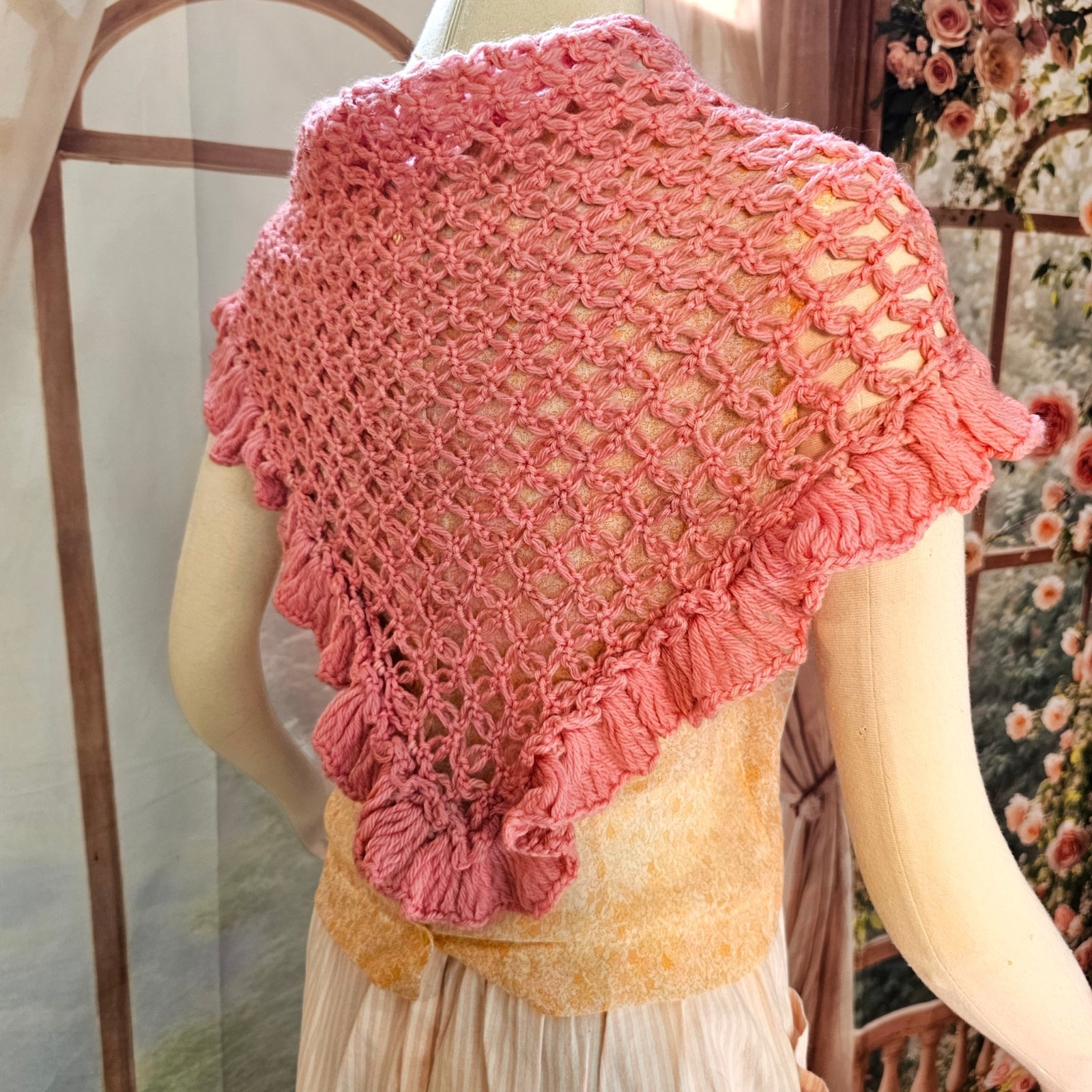 Vintage 1960’s 70’s Pink Crochet Handmade Shawl Wrap Scarf Dusty Pink Ruffled