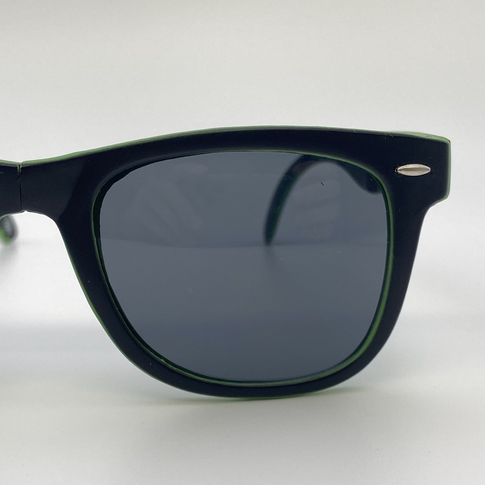 TOP SUNGLASSES HEINEKEN FOLD VINTAGE 80-90s WAYFARER ORIGINAL BEER COMMERCIAL