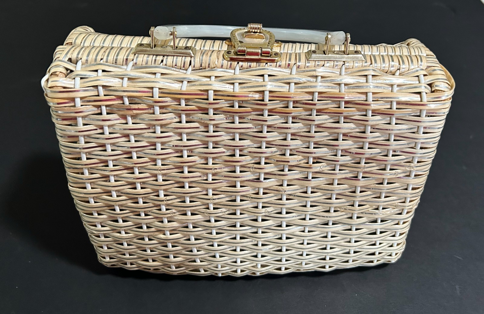 Vintage Natural Wicker Basket Weave Box Purse Lucite Top Handle 1950’s Handbag