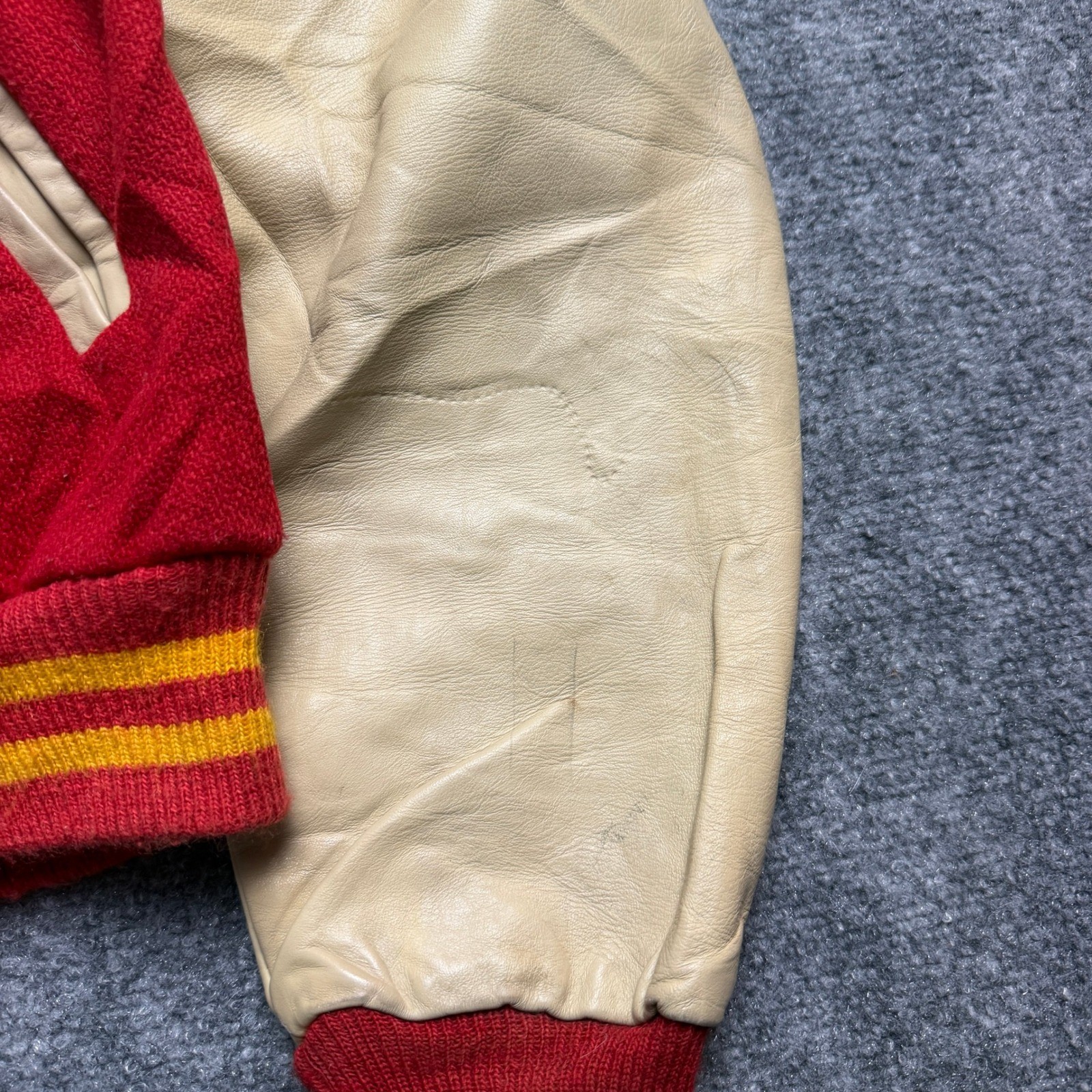 Vintage Art Knitting Mills Varsity Jacket Red Wool Leather 1982 Crusaders Mens L