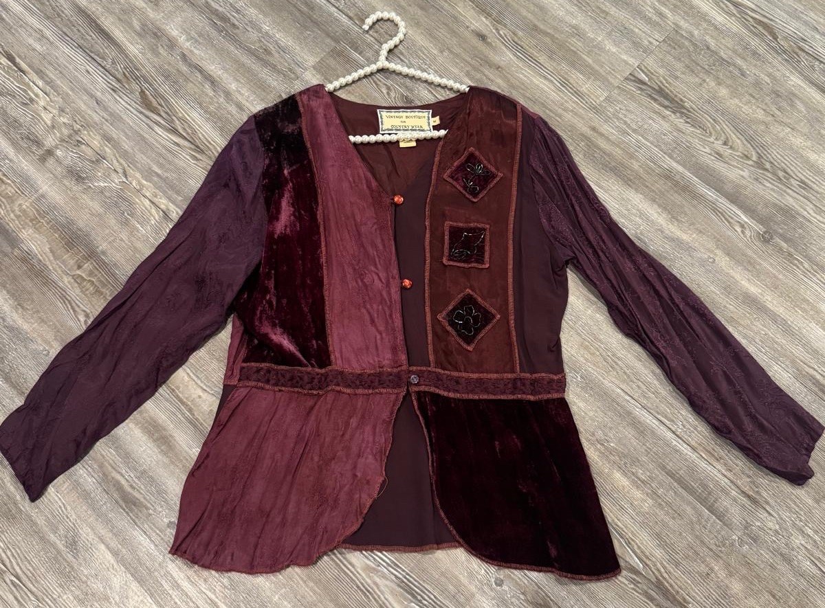 Vintage Boutique for Country Wear Burgundy Colorblock Beaded Appliqué Jacket M