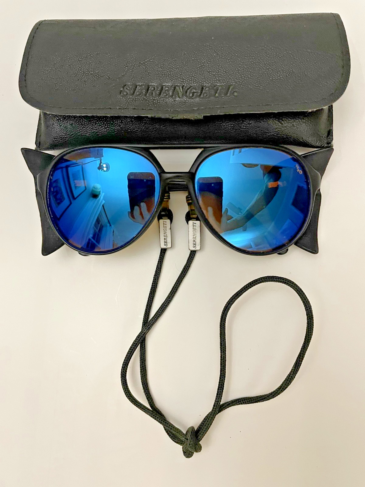 Vintage Serengeti H2O Sunglasses – Photochromic Polarized Mineral Glass Lenses