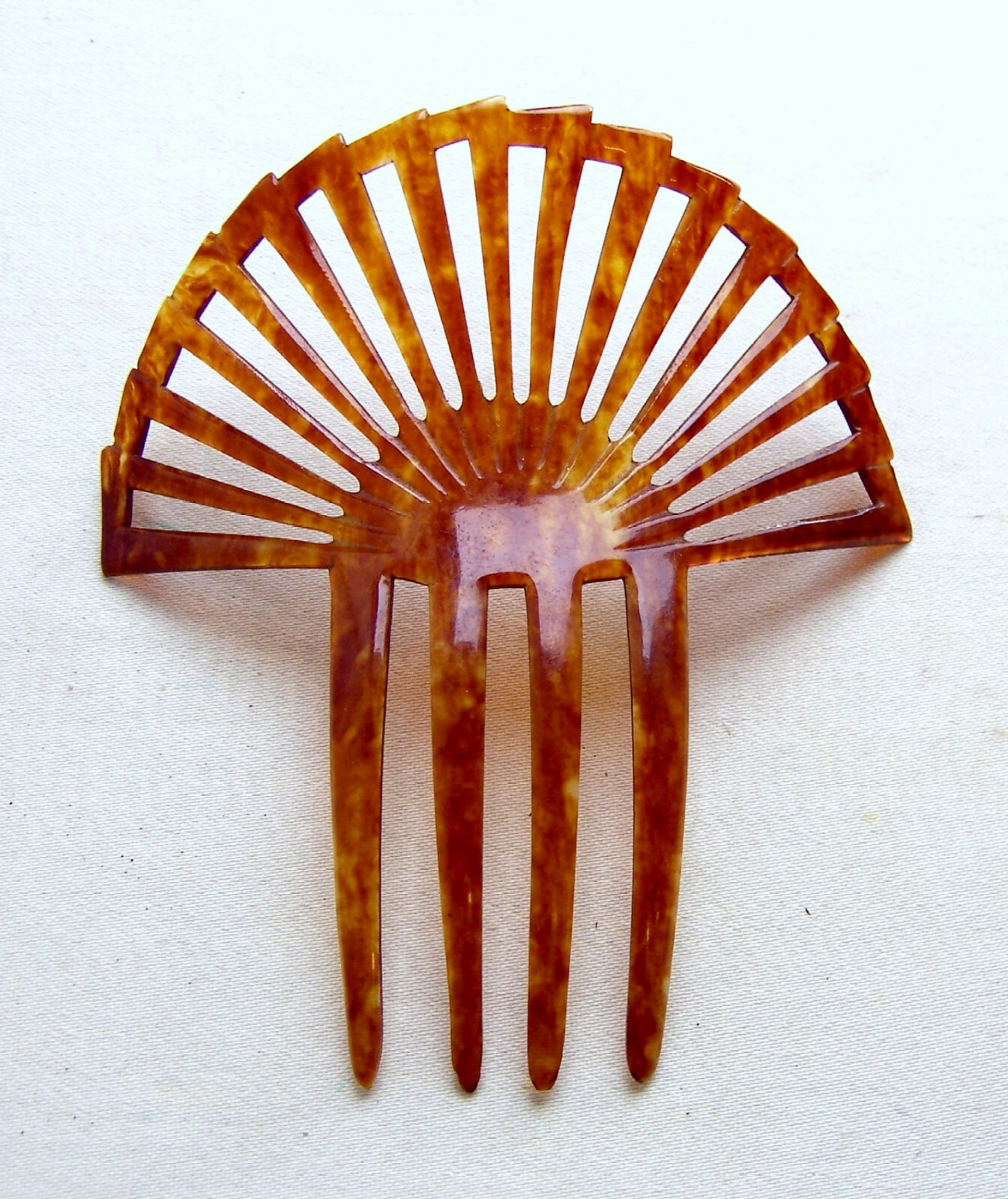 Art Deco fan shaped hair comb – NO US IMPORT FEES