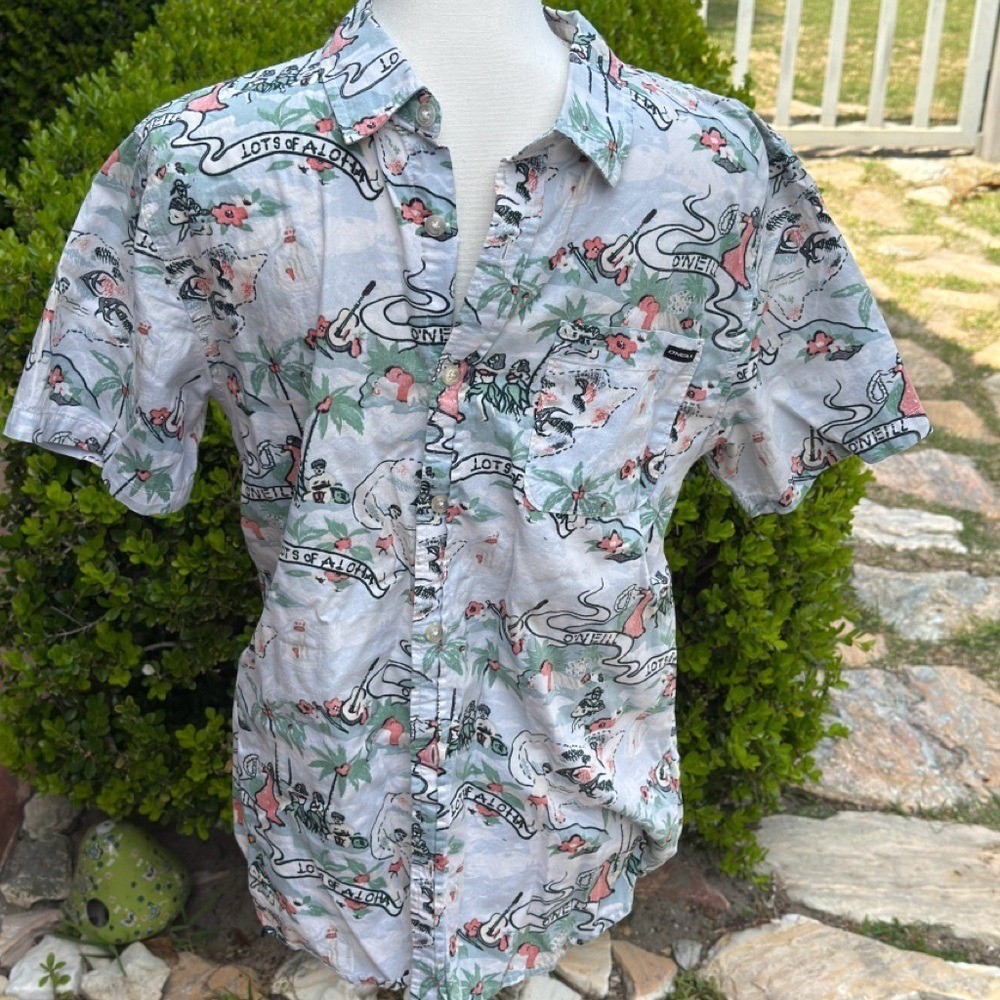 Vintage-Style Light Blue Hawaiian Print Short-Sleeve Shirt Sz M