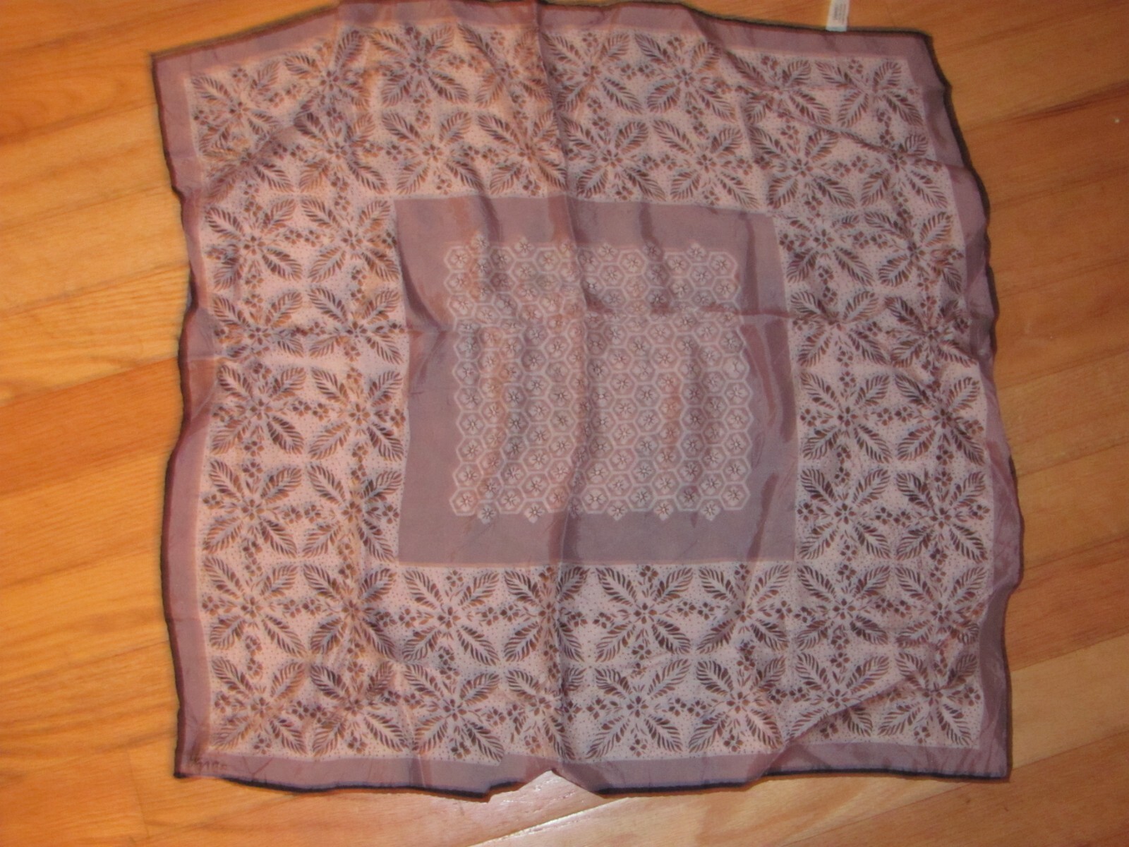 Vera Neumann Grey Dark Brown Floral Pattern Acetate Square Scarf 22″ Vtg Japan