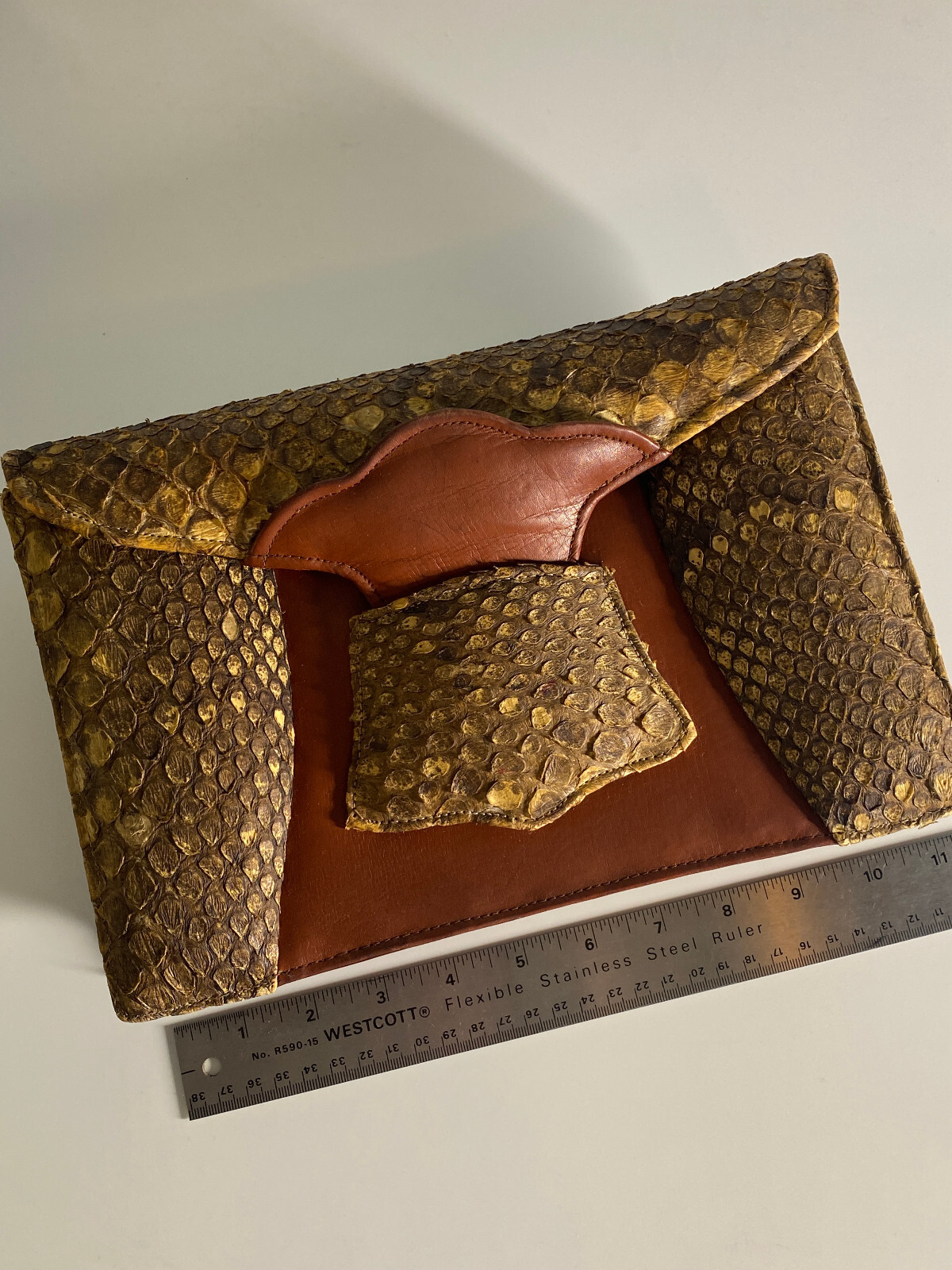 rattle snake clutch, vintage, genuine snakeskin leather, 1930’s-1940’s, hand bag