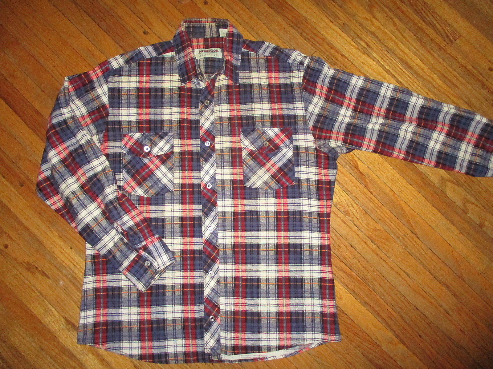 vtg MCGREGOR BAGPIPER FLANNEL SHIRT Red White Blue Plaid 80s Grunge Lumberjack M