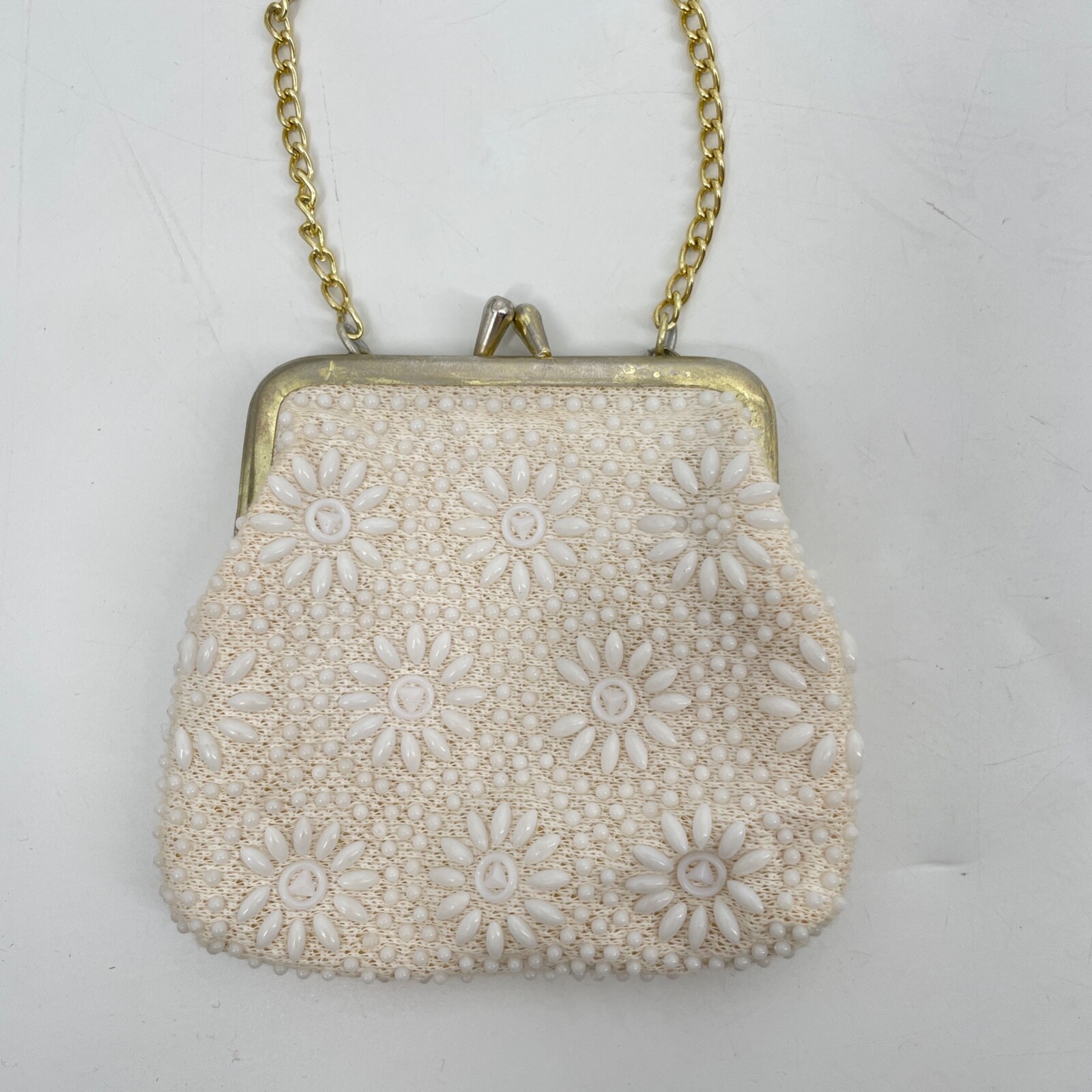 Vintage Beaded 4″ Purse Coin Pouch Small Kiss Lock Bag ivory off white daisy