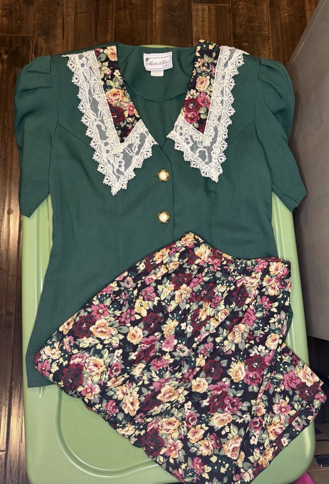 Vintage Matthew & David 2-Piece Skirt Set – Green Floral & Lace – Size 8