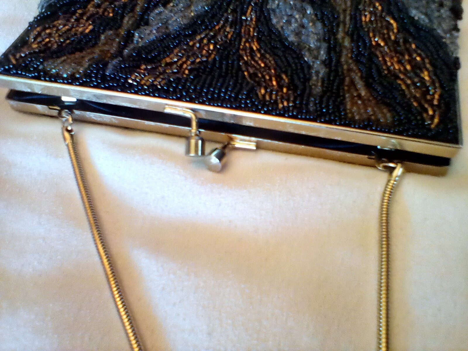 Vintage Women’s Beaded Purse