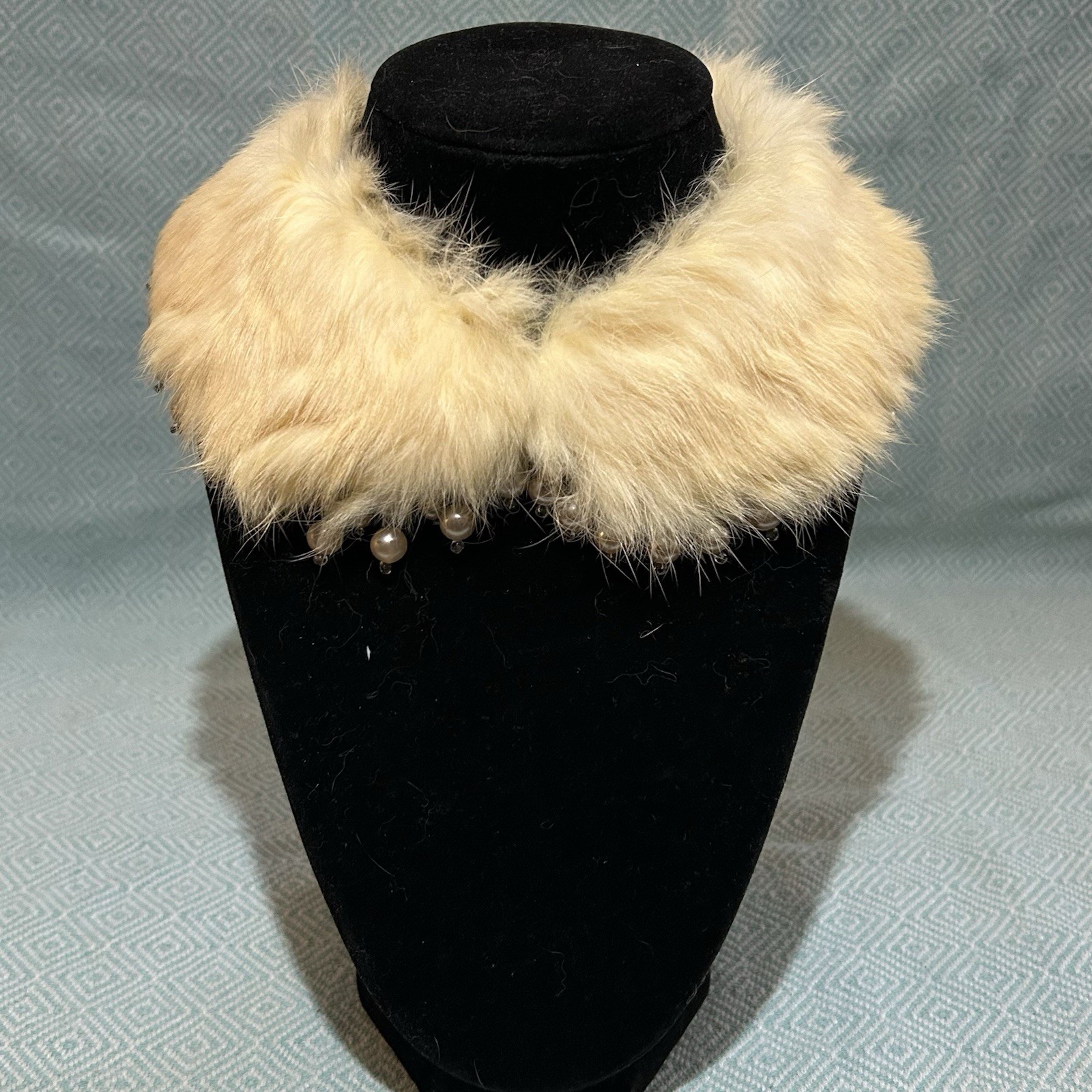 A Vintage 1950s Baar & Beards Fur Collar Pearl Bead Fringe MCM Handmade Japan