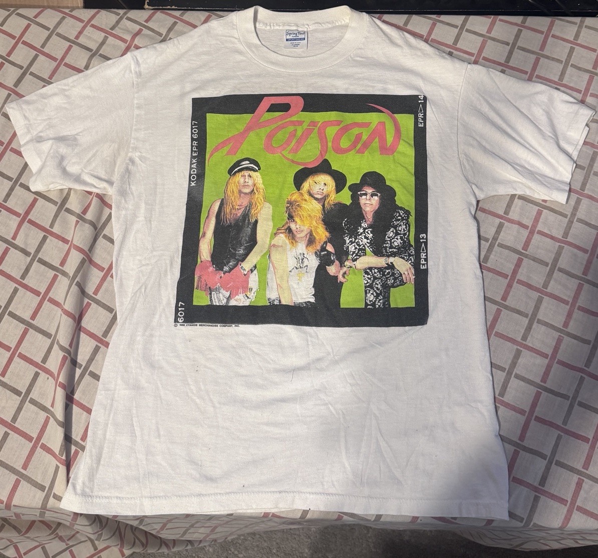 Poison 1989 Graphic Band Tee White Cotton Blend XL Short Sleeve