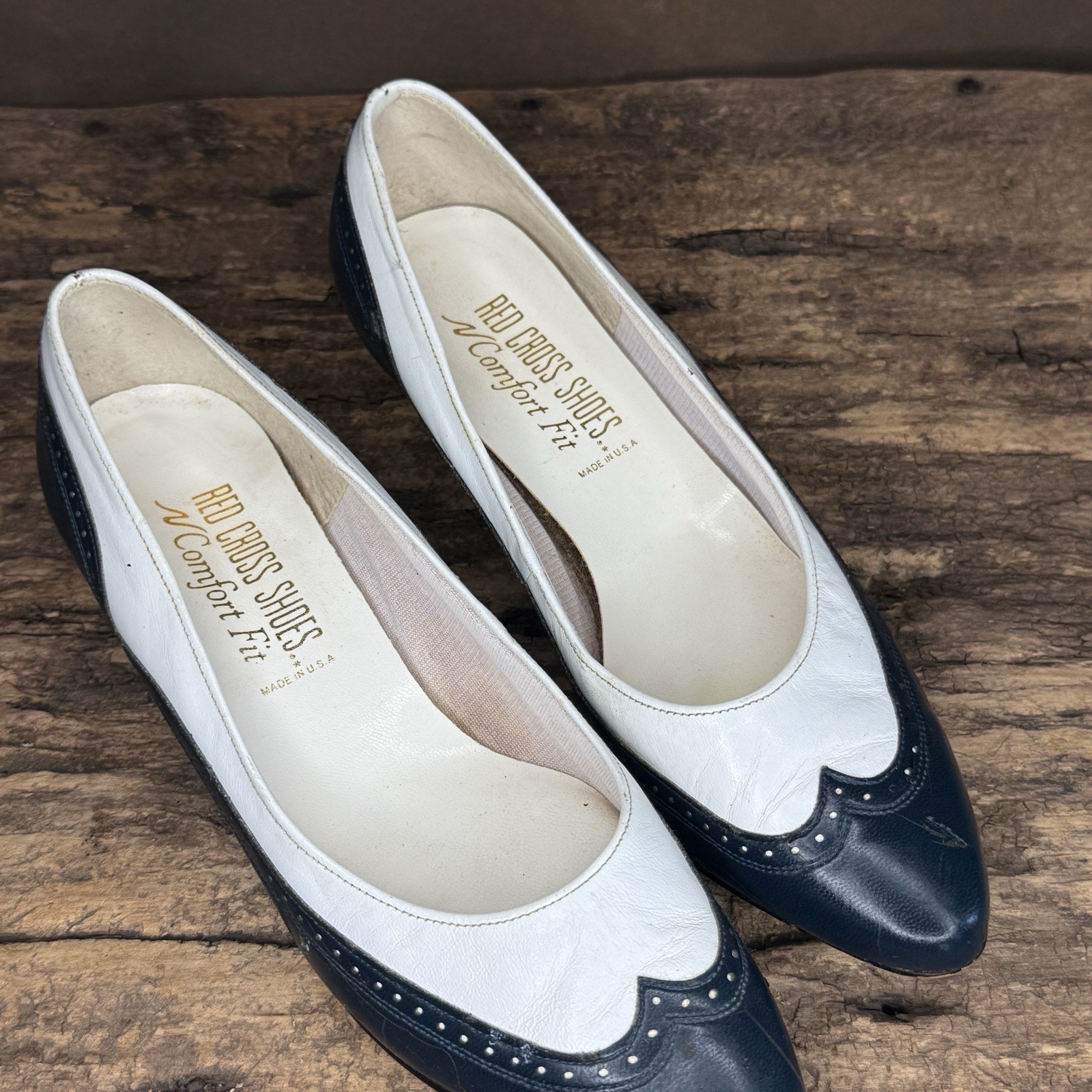 Vintage Red Cross Two-Tone Comfort Flats / Low Heels Women’s (Navy + Ivory)
