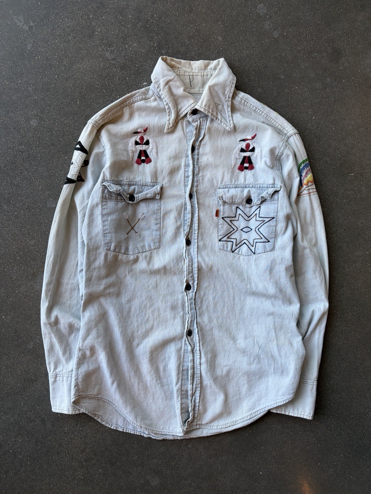 Vintage 1970s 1980s Levi’s Orange Tab Chambray Work Shirt With Embroidered Art