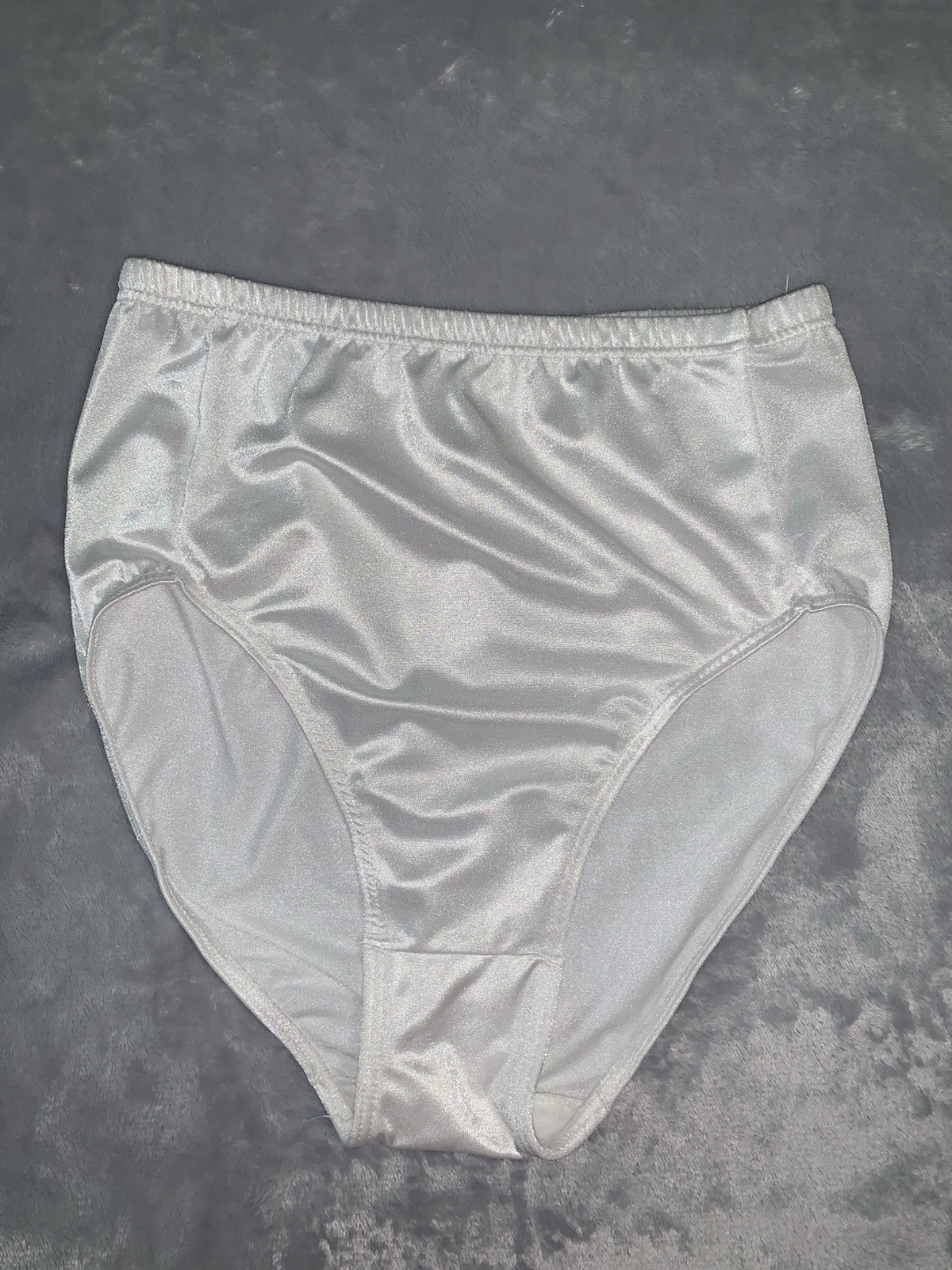 Vtg 2nd Skin Satin Hi-Cut Thigh panties Large 7 Nylon / Spandex NWOT