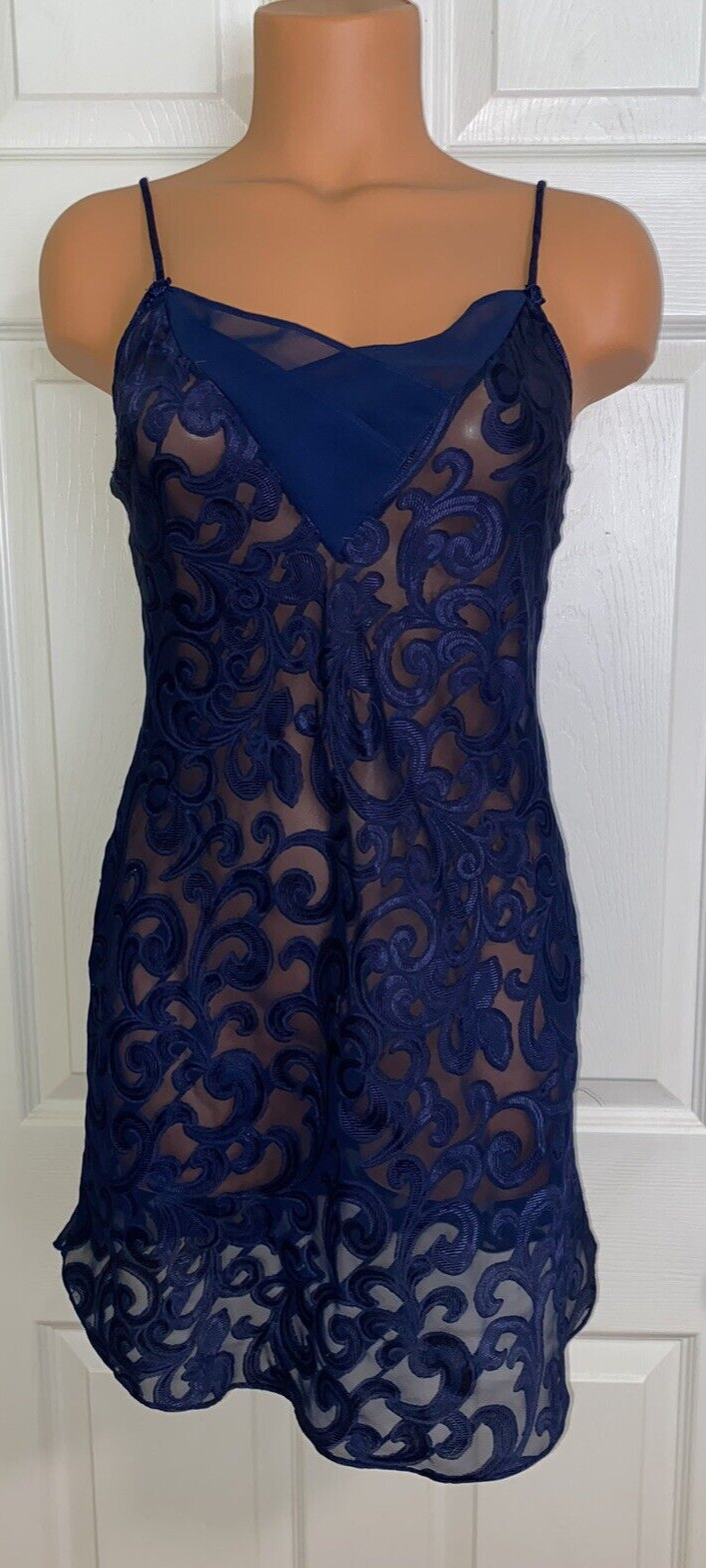 OSCAR de la RENTA ~ VTG ~ SHEER BLUE ~ JACQUARD CHEMISE GOWN ~ SLIP DRESS S/32