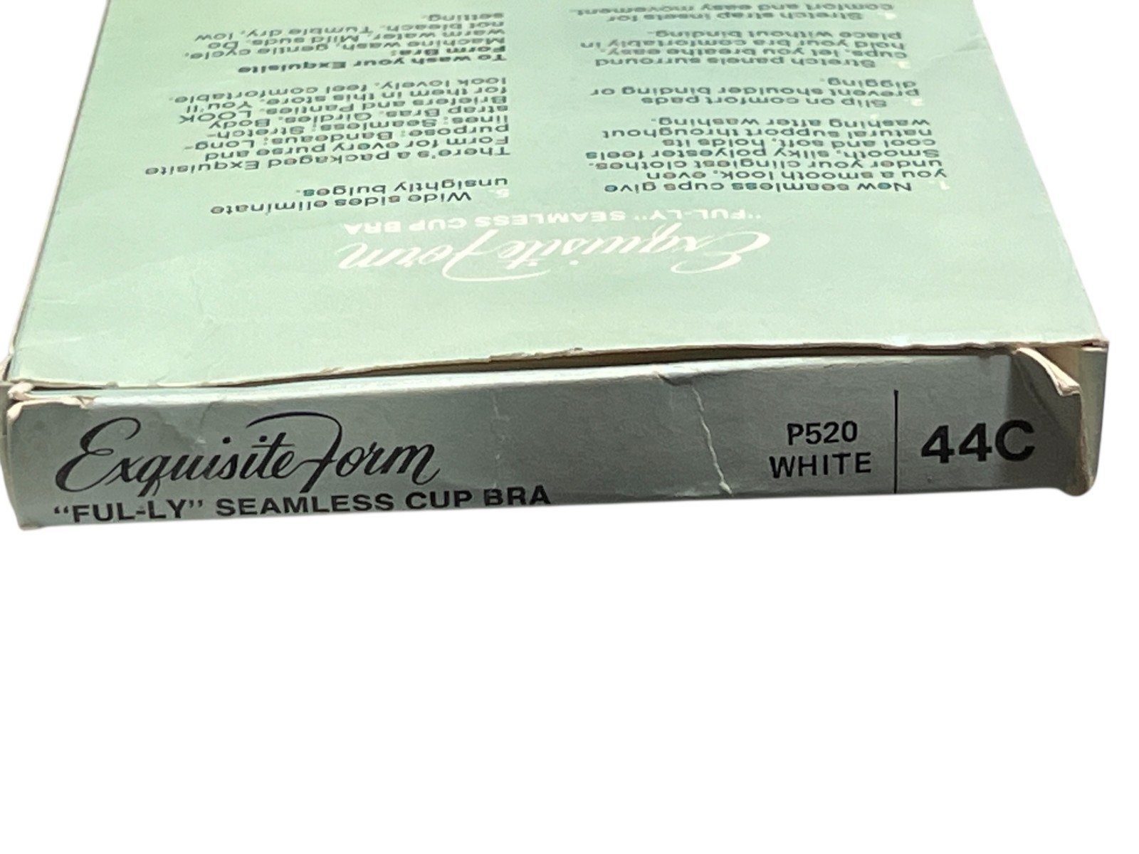 44C VTG 70s NOS Exquisite Form BRA FUL-LY Seamless Cup P520 Fully Figured 44 C