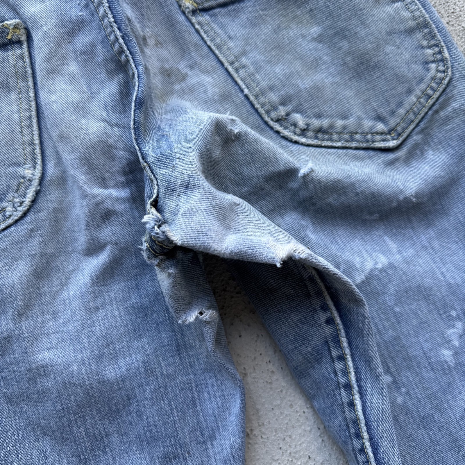 1960s/70s Distressed Lee Leens Flare Jeans 30×29