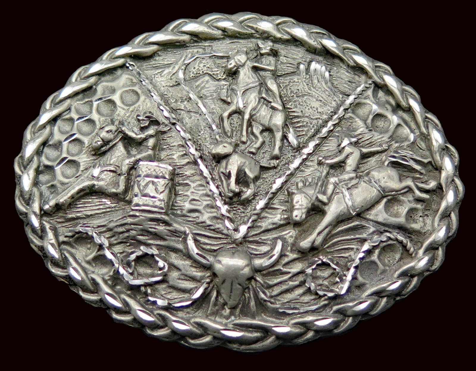 Cowboy Rodeo Western Wear Diamond Cut ege Vintage Belt Buckle
