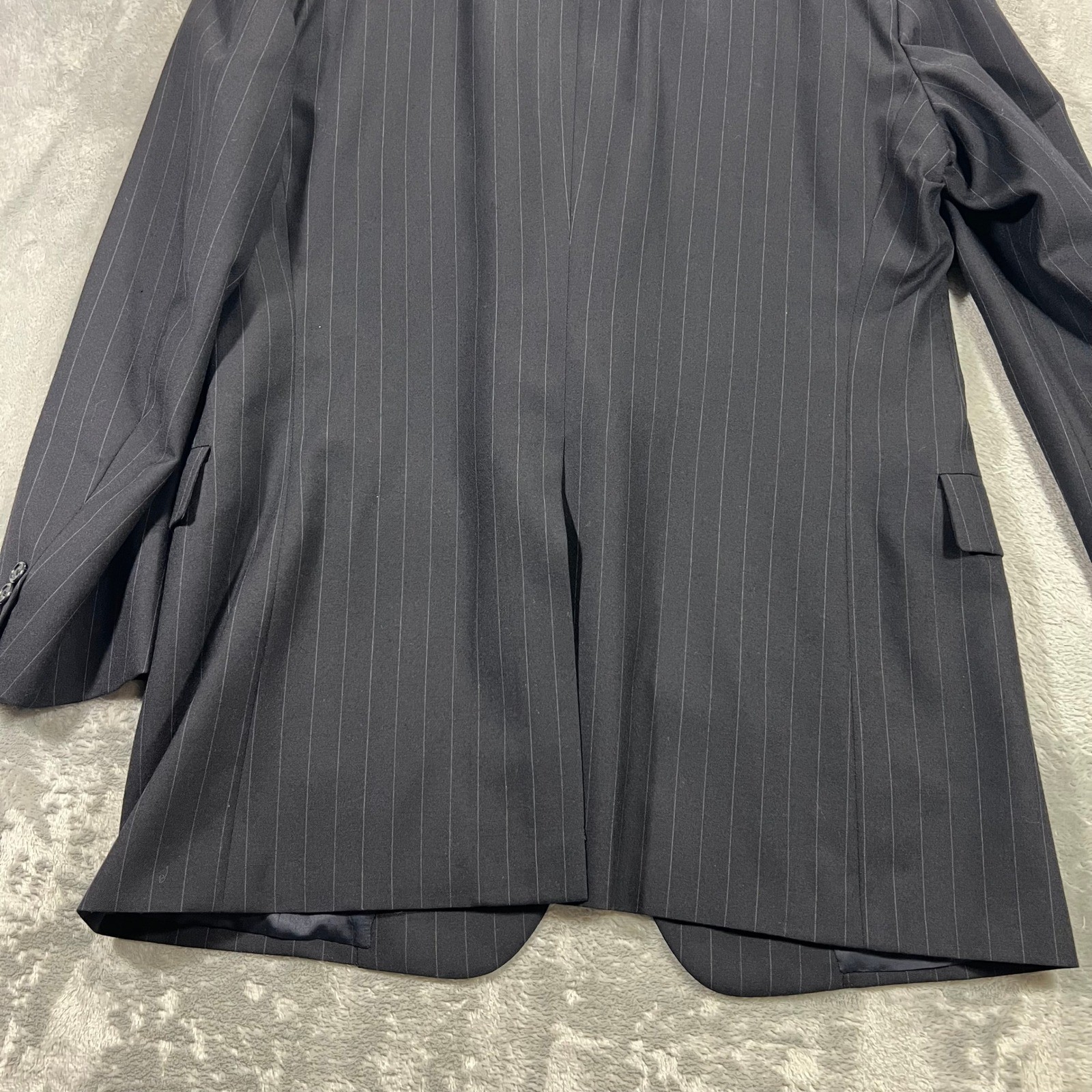Hickey Freeman Blazer Mens 42R Navy Blue Pinstripe Wool Sport Coat Vintage Hole