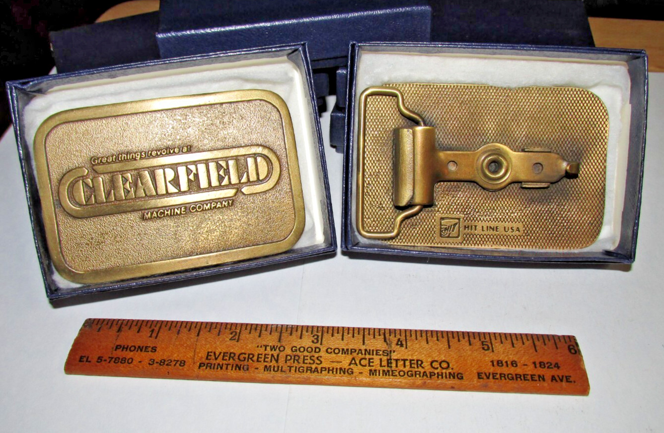 Vintage CLEARFIELD MACHINE COMPANY, PA, Belt Buckle – HIT LINE – USA – NEW, NOS