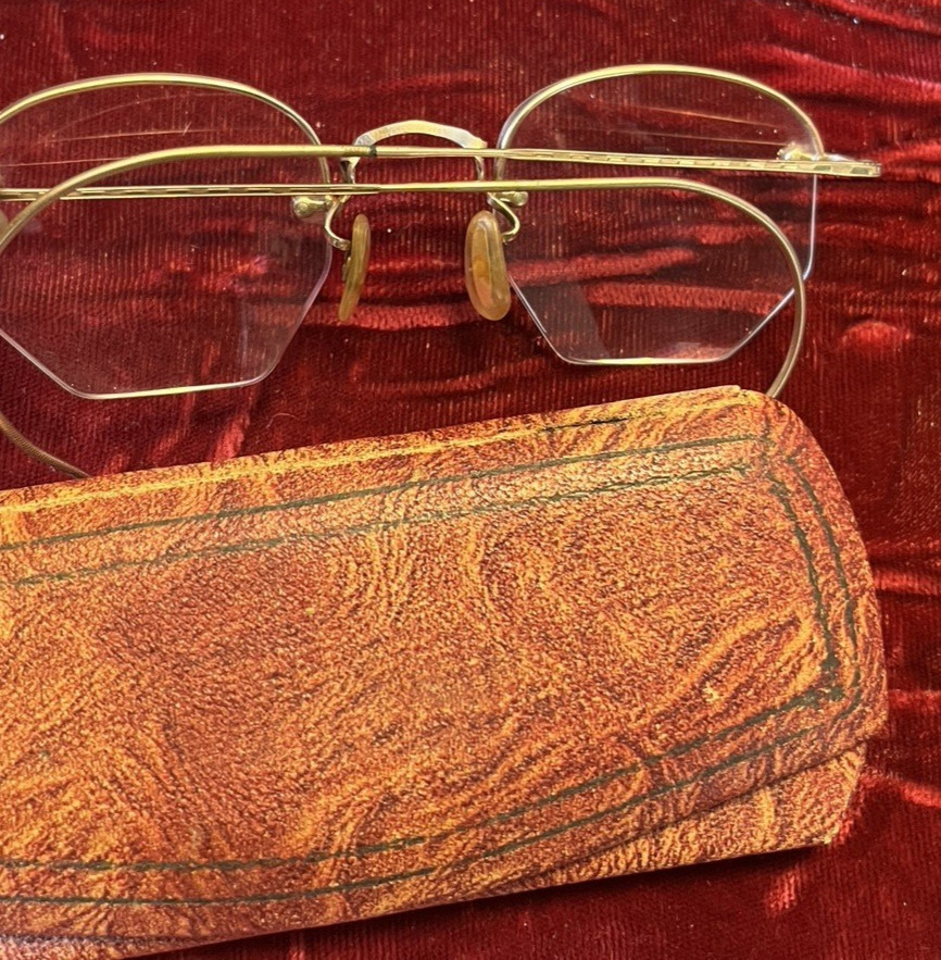 Vintage Shuron Rimless 1/10 12K GF Wire Cable Temple Eyeglasses w/ Case 1940’s