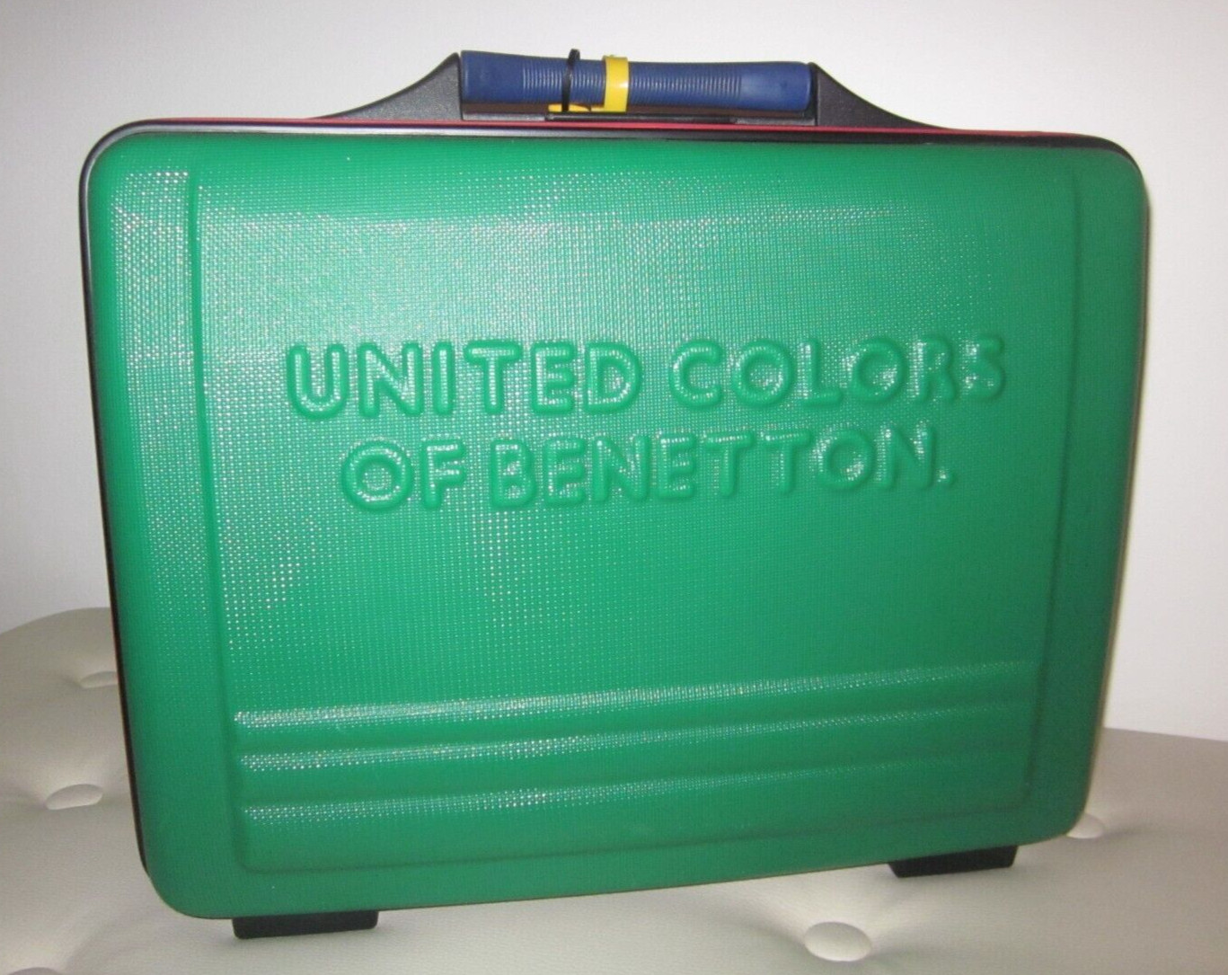 UNITED COLORS OF BENETTON HARD WORKBOOK -ORIGINAL-MINT :-)