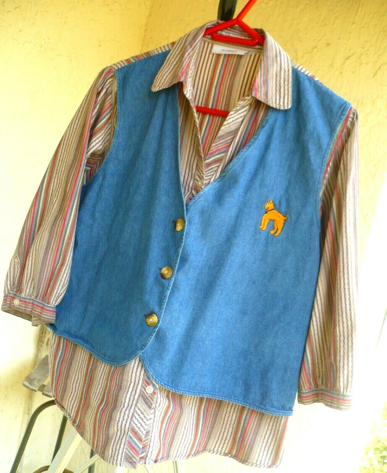 VTG DRESSBARN WOMEN M L LAYERED DENIM EMBROIDERED DOG MULTI COLOR STRIPED BLOUSE