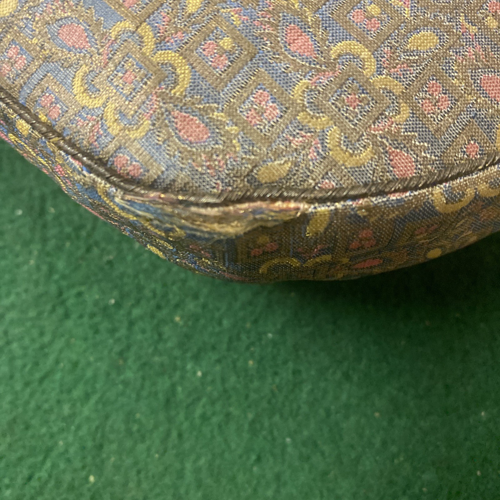 Vintage Smal approx. 7×5 Purse, Pouch, Bag, With Coin Purse-Metallic Fabric