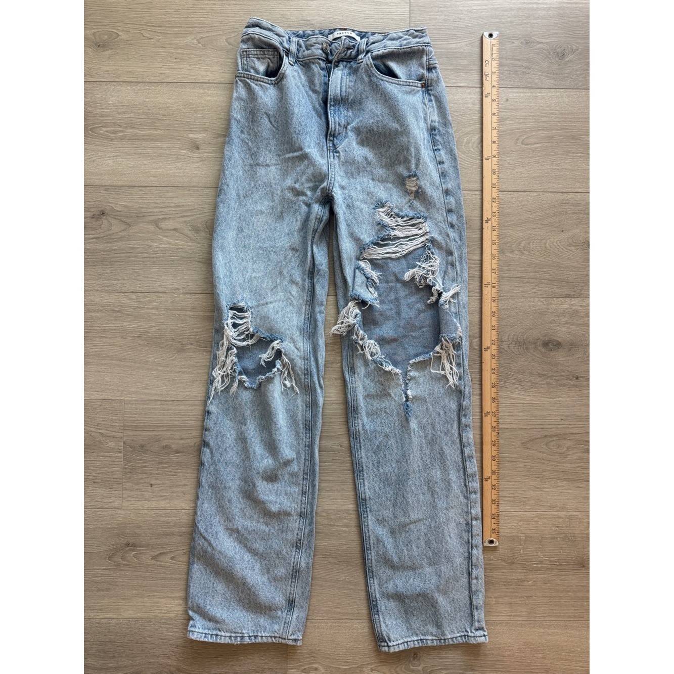 PacSun Light Blue Washed Denim Jeans size 26 90’s boyfriend