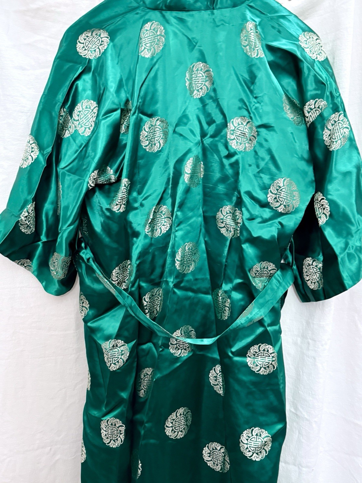 EUC VTG Hong Kong Emerald & Gold Chinoiserie Satin Robe Quiet Luxury Kimono