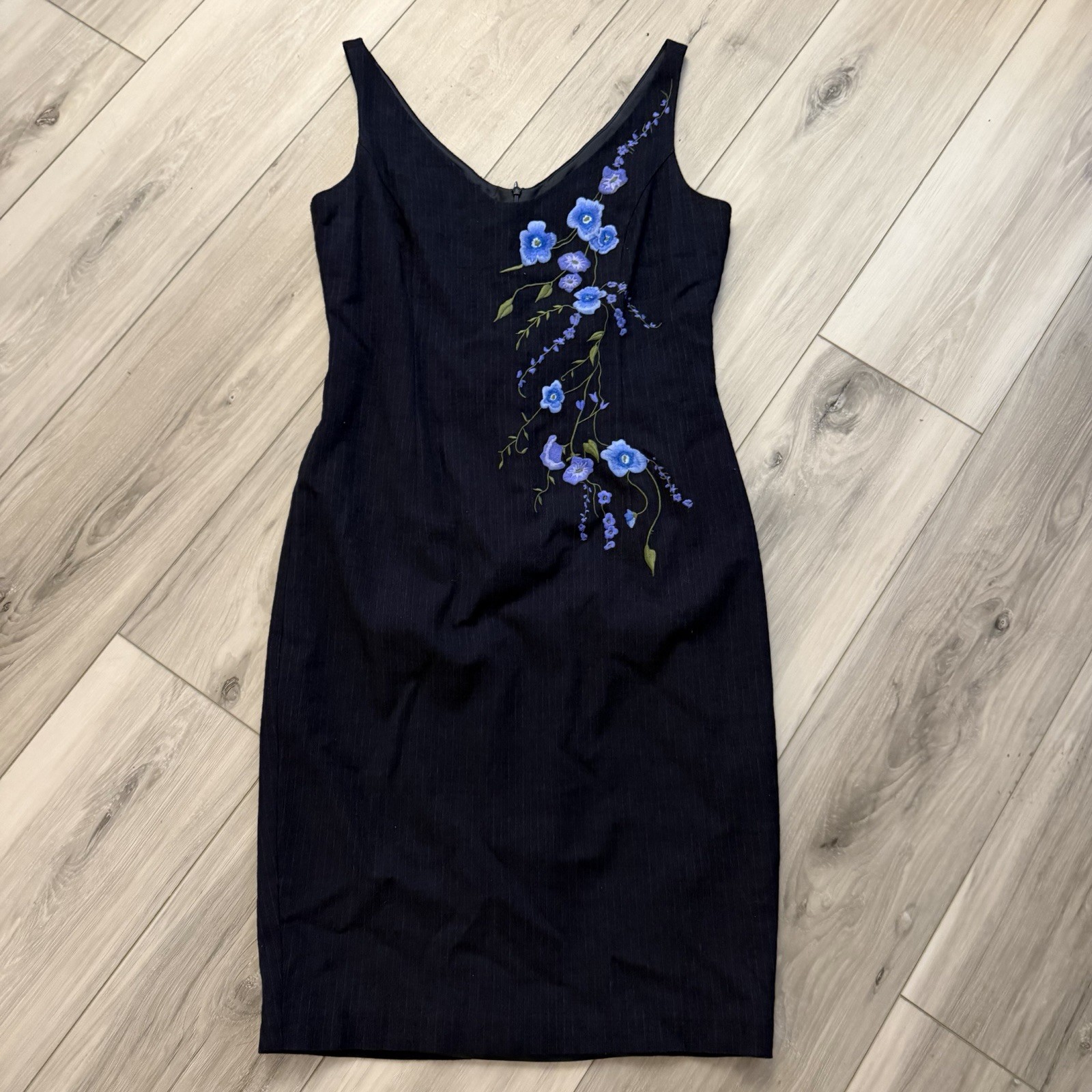 VTG Laundry Wool Blend Dress Floral Embroidered BLUE PINSTRIPES ACCENT WIGGLE 8