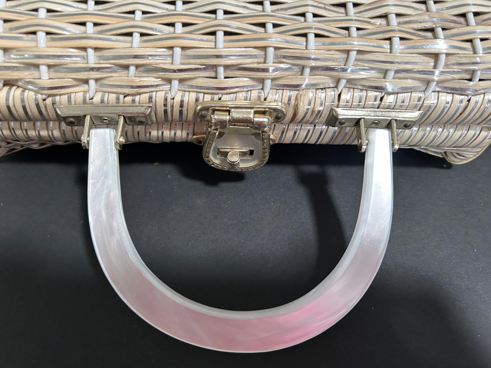 Vintage Natural Wicker Basket Weave Box Purse Lucite Top Handle 1950’s Handbag