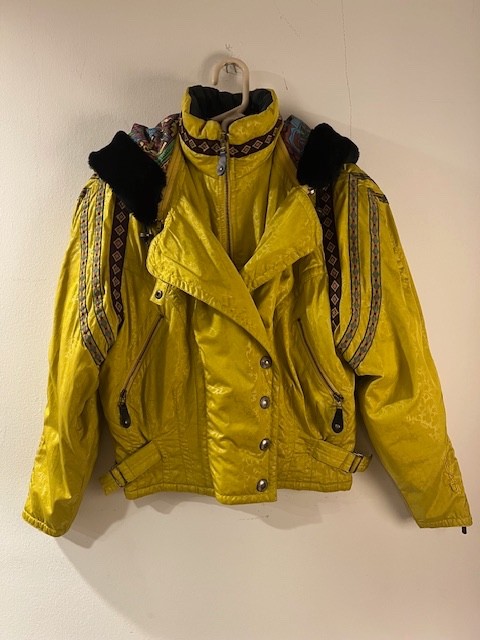 VTG 80s/90s HEAD Skiwear Women’s Jacket Mustard Yellow Aztec Trim Faux Fur Hood