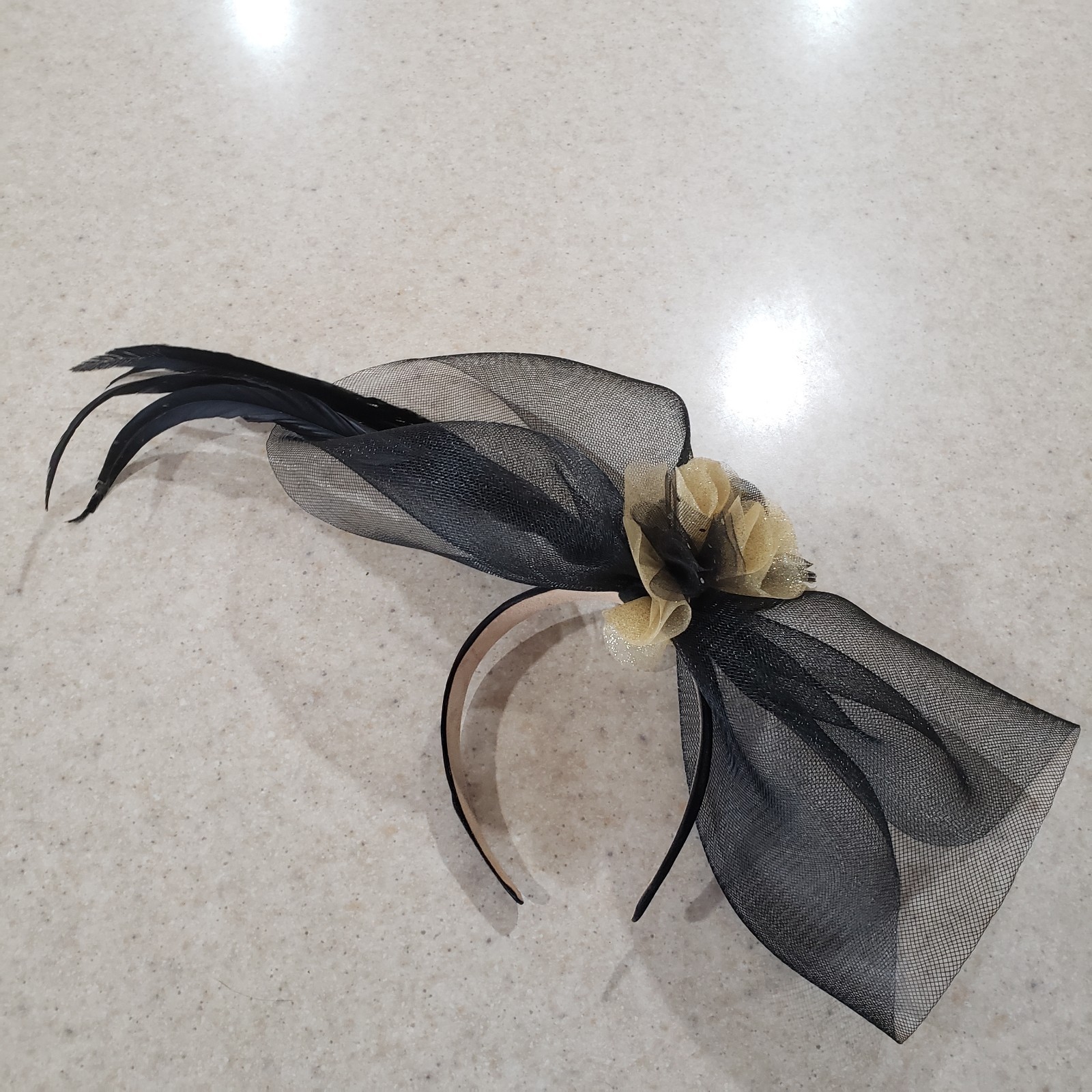 Vintage Style Hat 1930’s-1950’s Feathers & Netting New Headband 19″ Long 6″ Wide