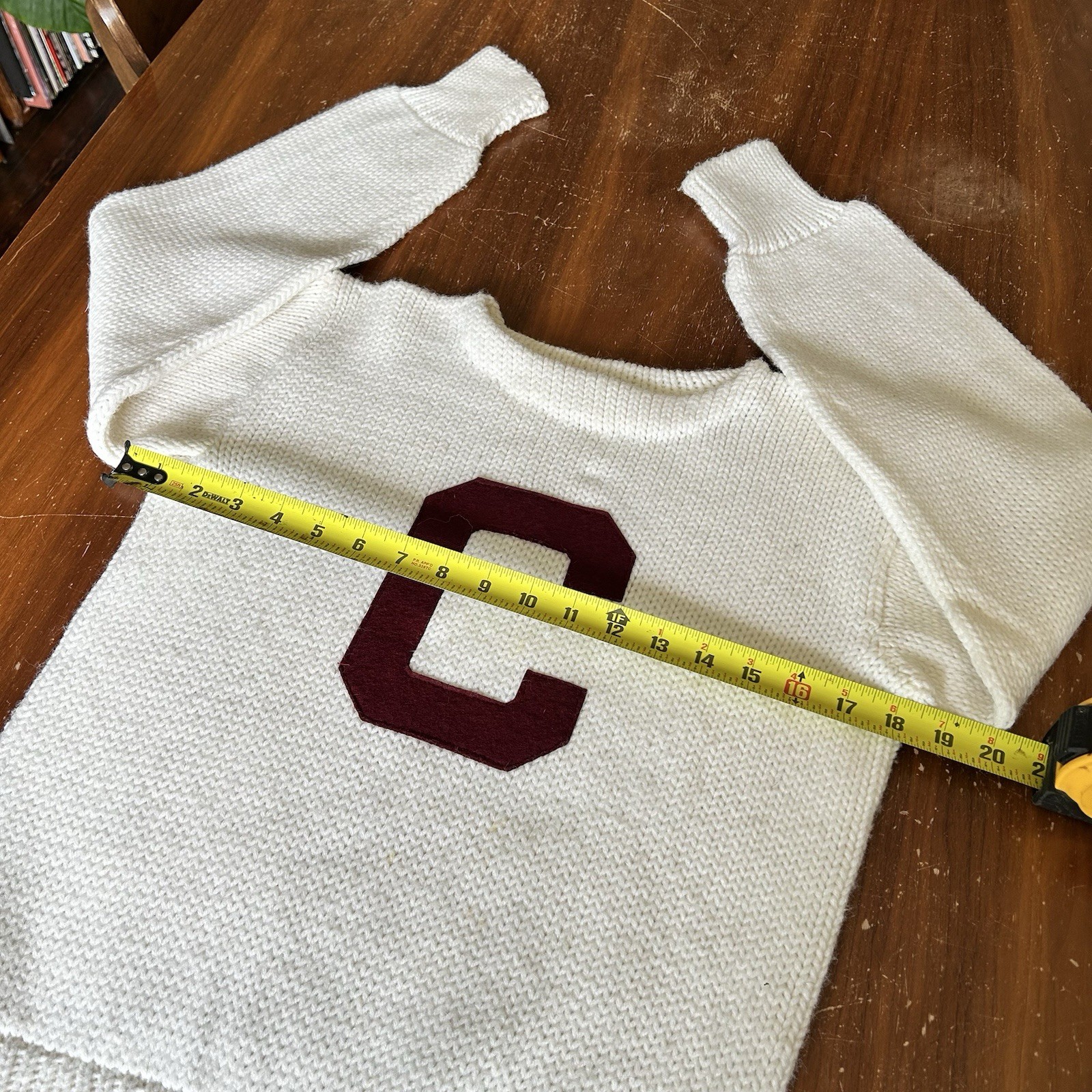 Hanson Vintage White Sweater 100% Virgin Orlon Acrylic Burgundy ‘C’ Patch Size M