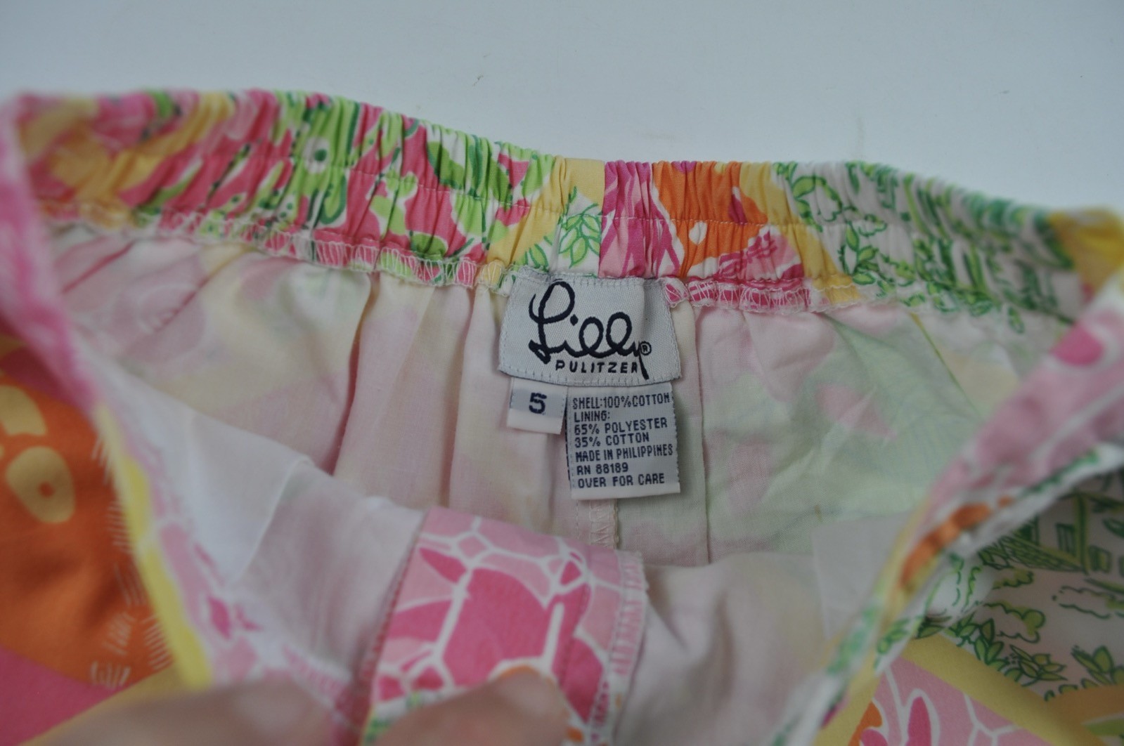 Lilly Pulitzer Girls Pants size 5 Capri Pink Green Orange and Yellow