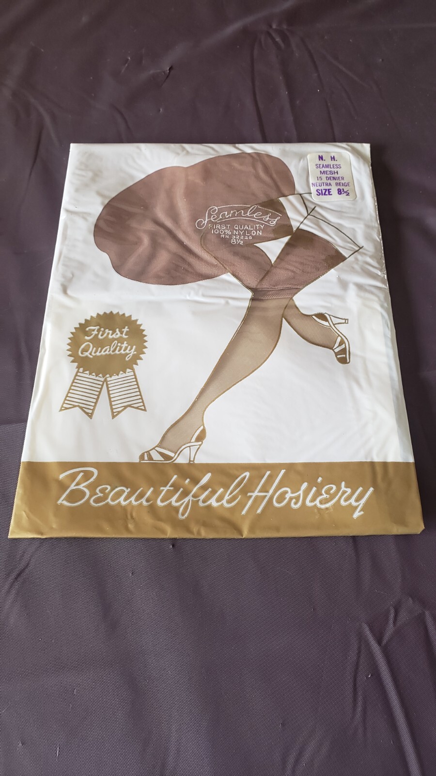 1 PR VTG -Beautiful Hosiery – Seamless Nylon Stockings – Size 8 1/2 Neutra Beige