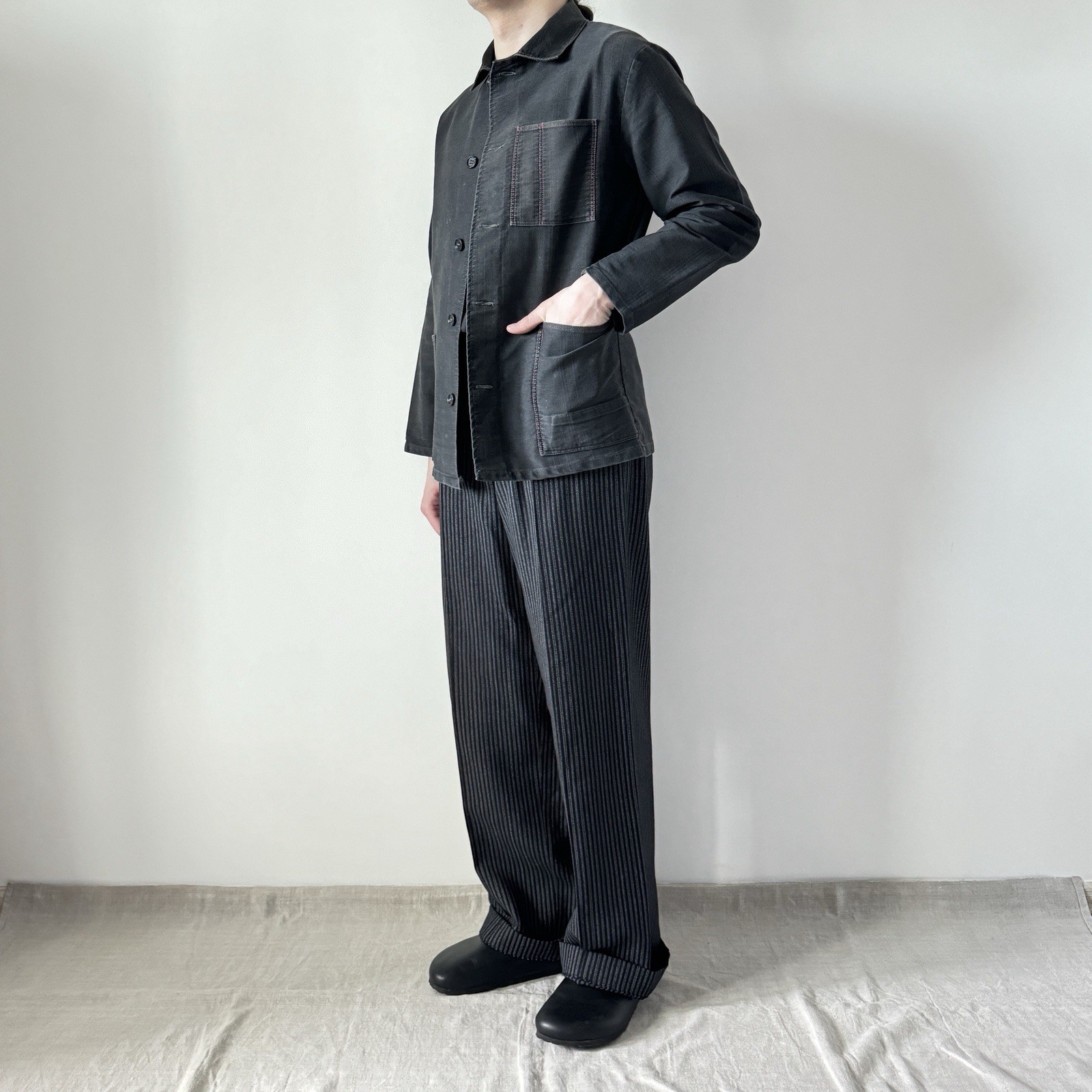 70s vintage Soviet workwear faded black moleskin French work jacket chore coat M
