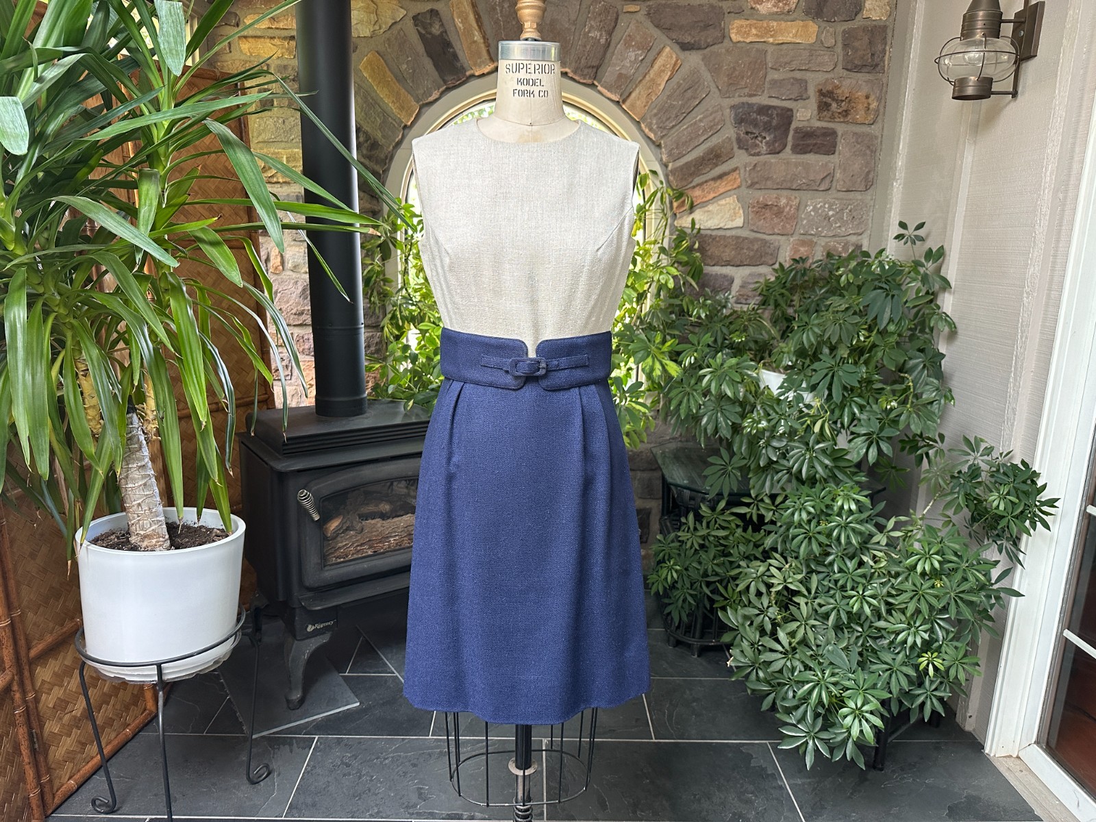 Vintage 1970s Ivory Navy Blue Sleeveless Linen Dress Wide Belt Matching Jacket