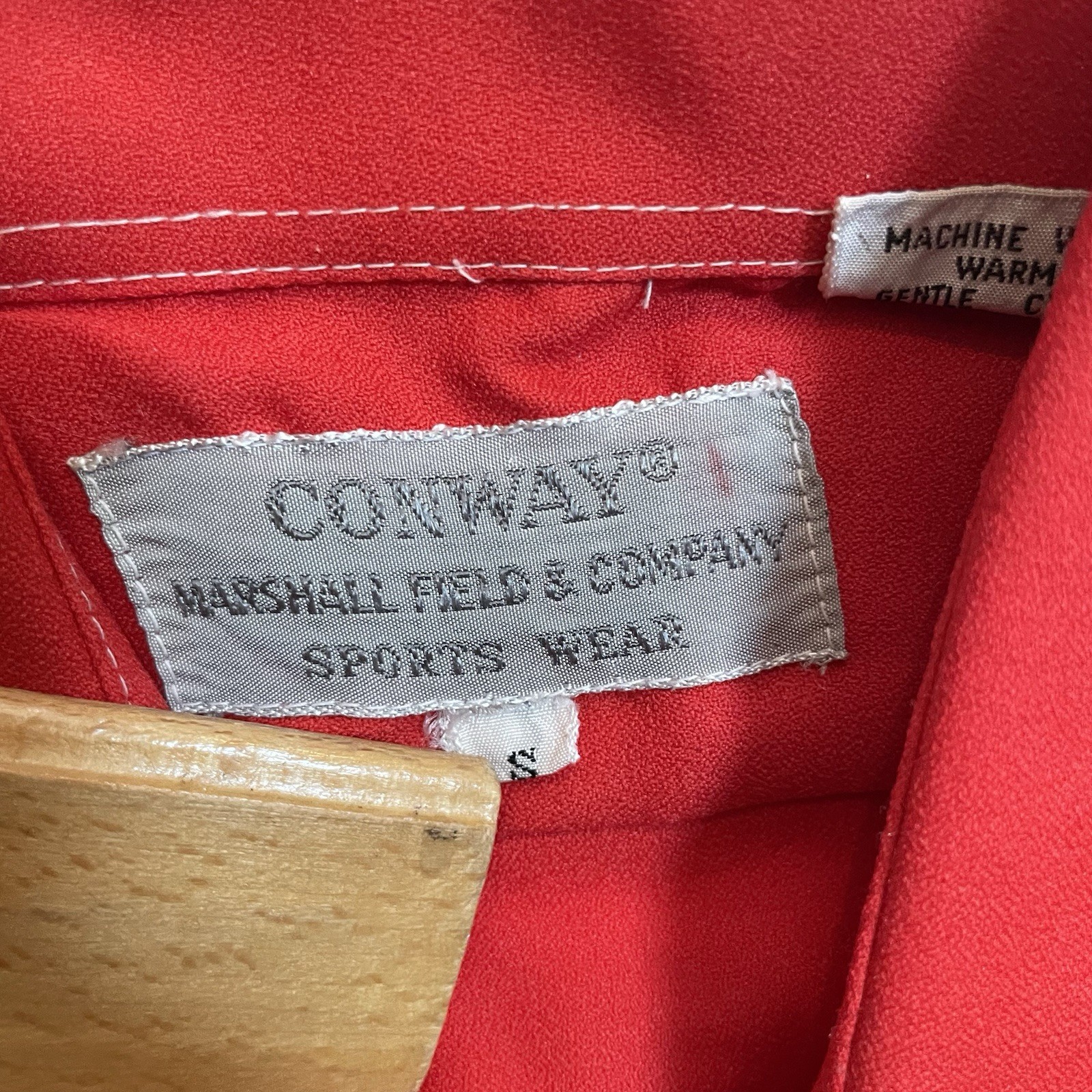 Vintage Marshall Field & Co Conway Sportswear Men’s Red Button Shirt White Trim