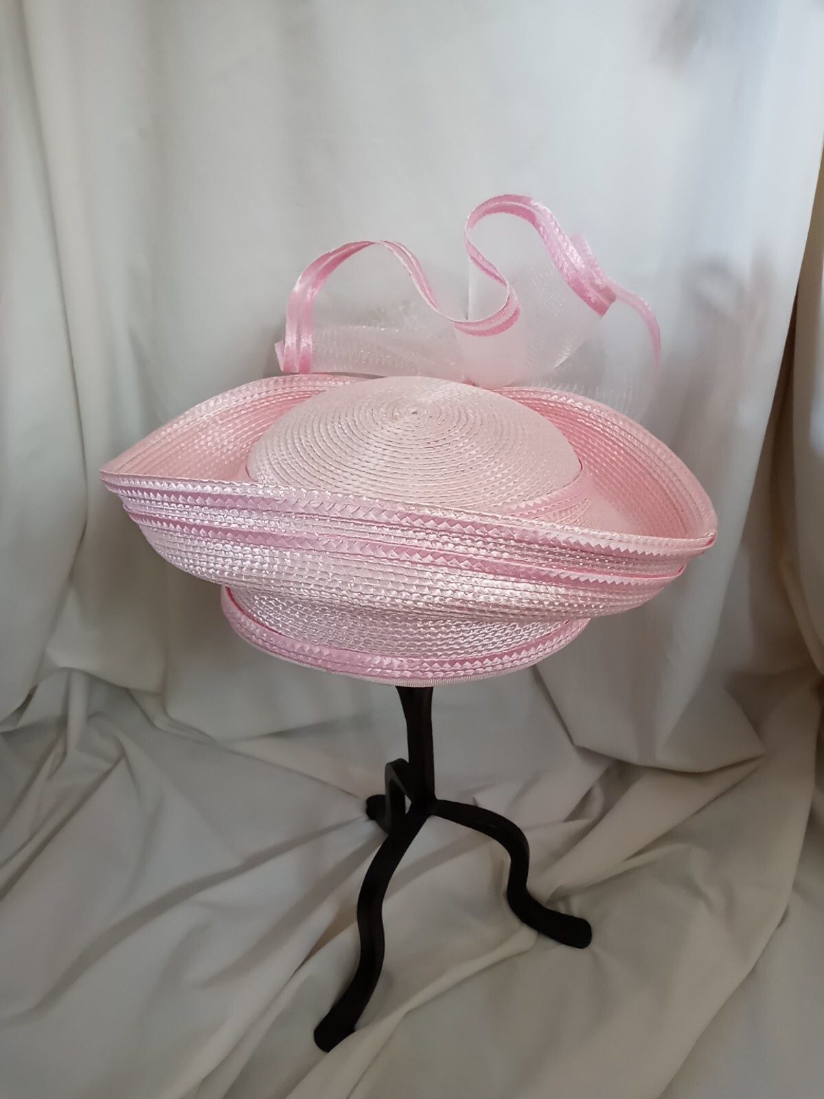 vtg Pink Skullcap Formal Church Hat Netting Organza Brim 11″x8″ Head 7″