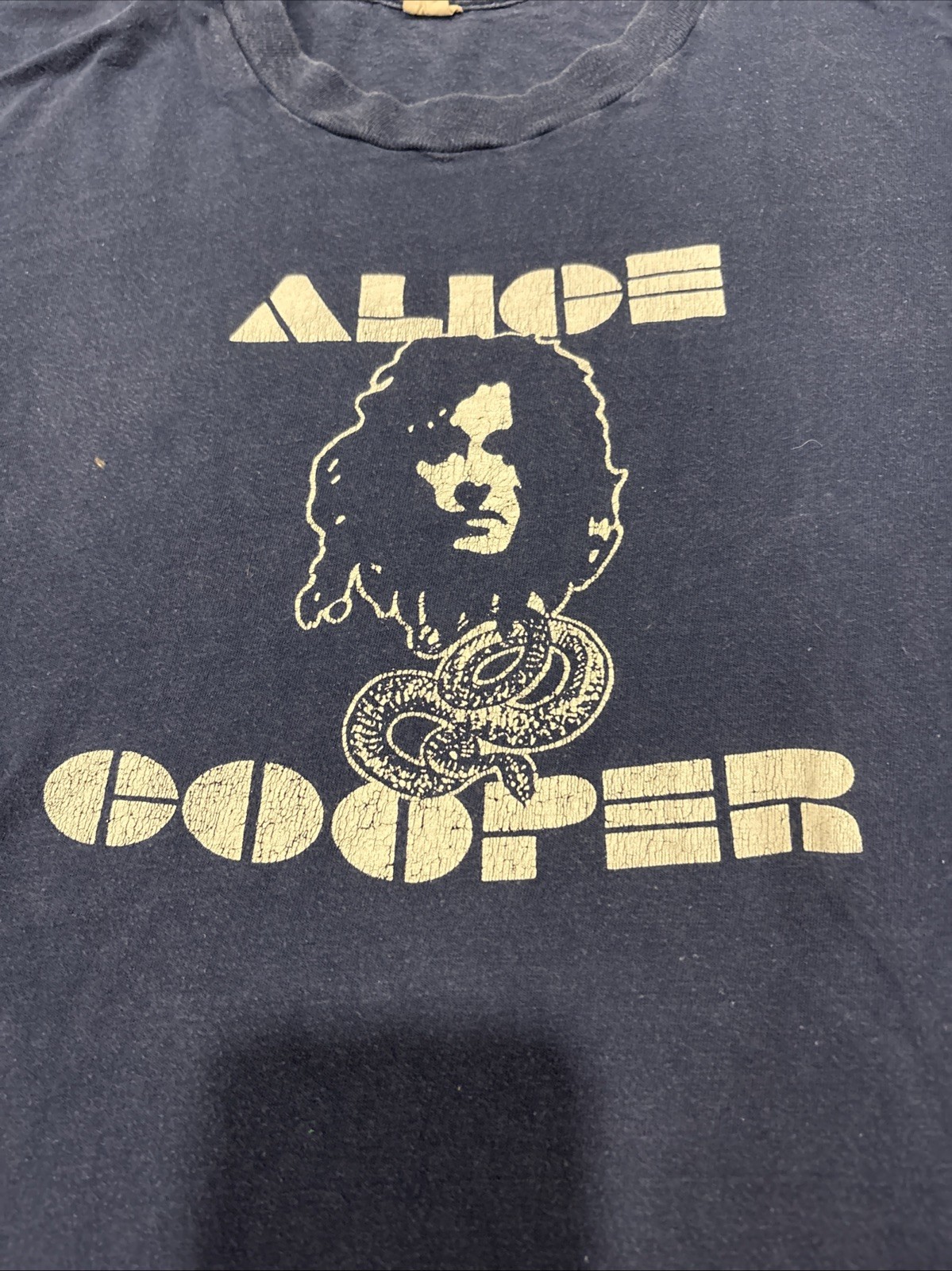 Vintage Alice Cooper 70’s / 80’s T Shirt Blue Medium