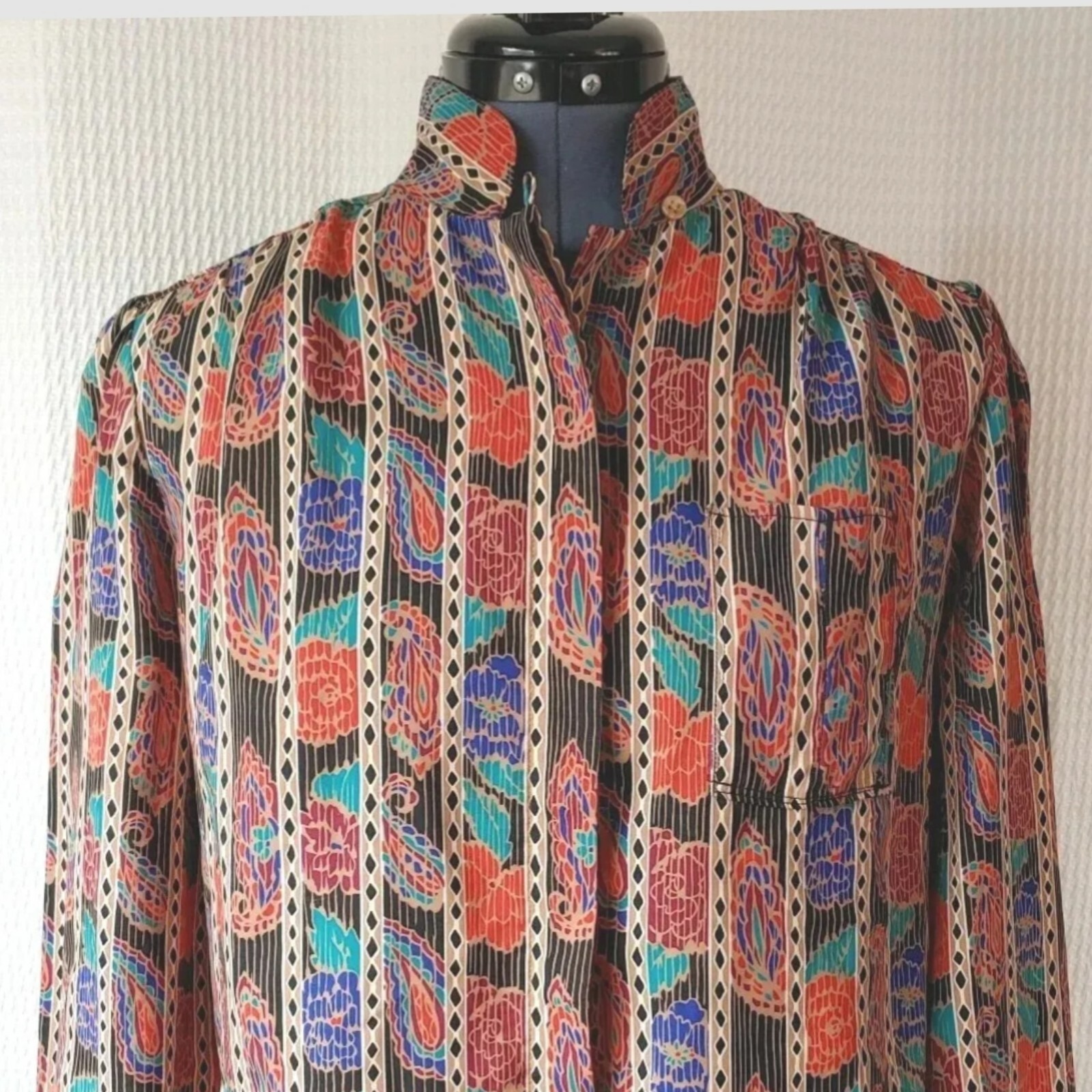 Vtg Ship ‘n Shore Silken Wonder Multicolor Striped & Floral Print Blouse Size L?