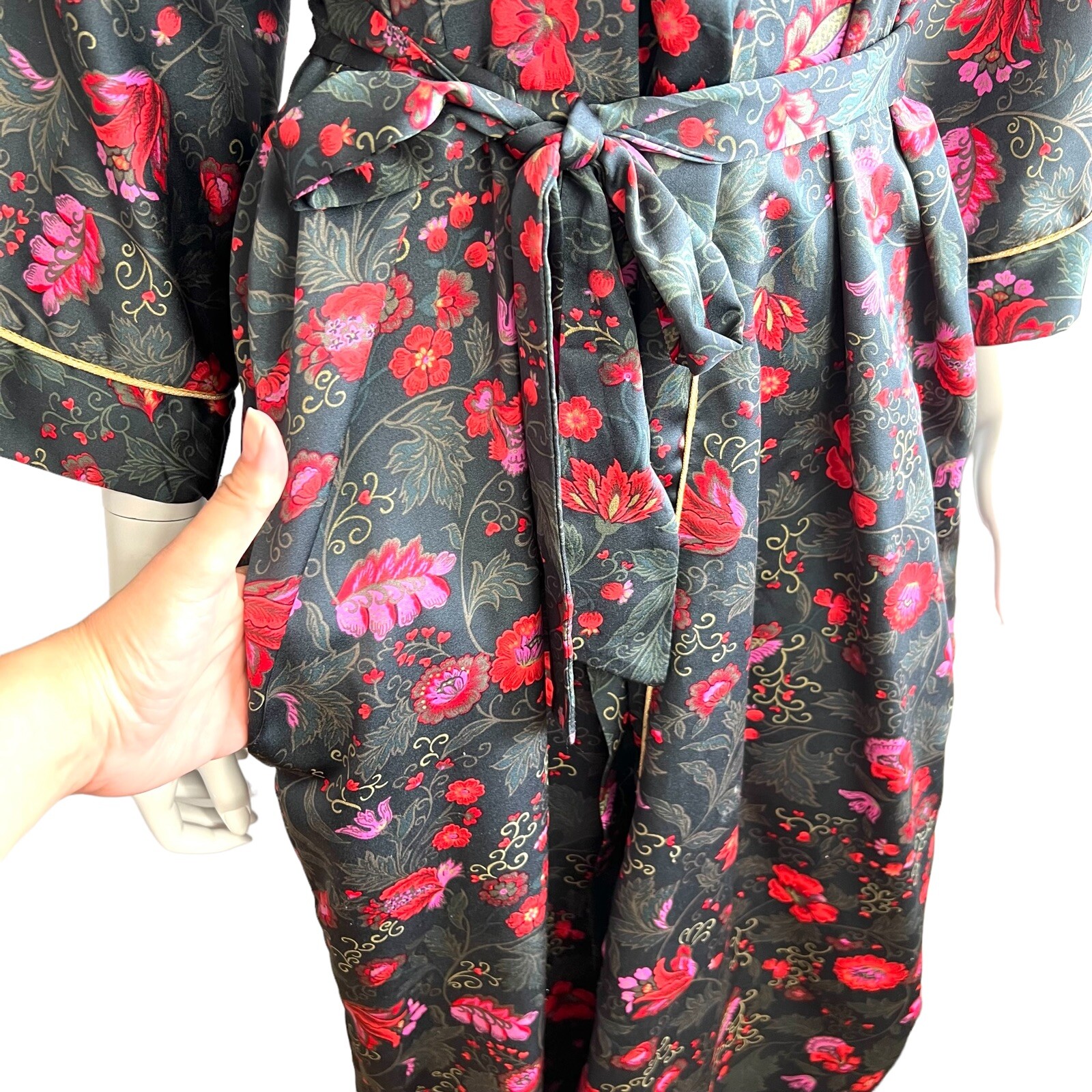 Vintage CHRISTIAN DIOR Womens Size Small Medium Belted Lounge Robe Floral
