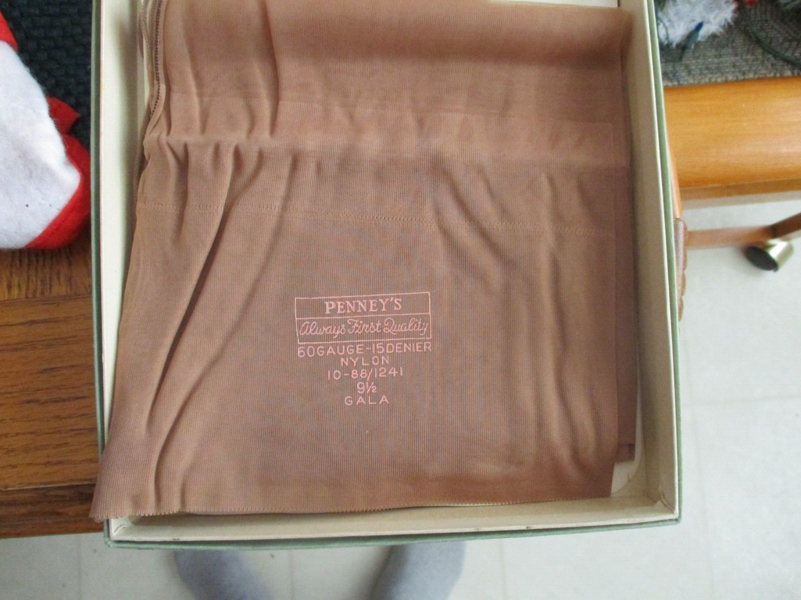 1PR VINTAGE PENNY’S DARK SEAMED FULL FASH FLAT KNIT NYLON STOCKINGS SZ 10 M BEIG
