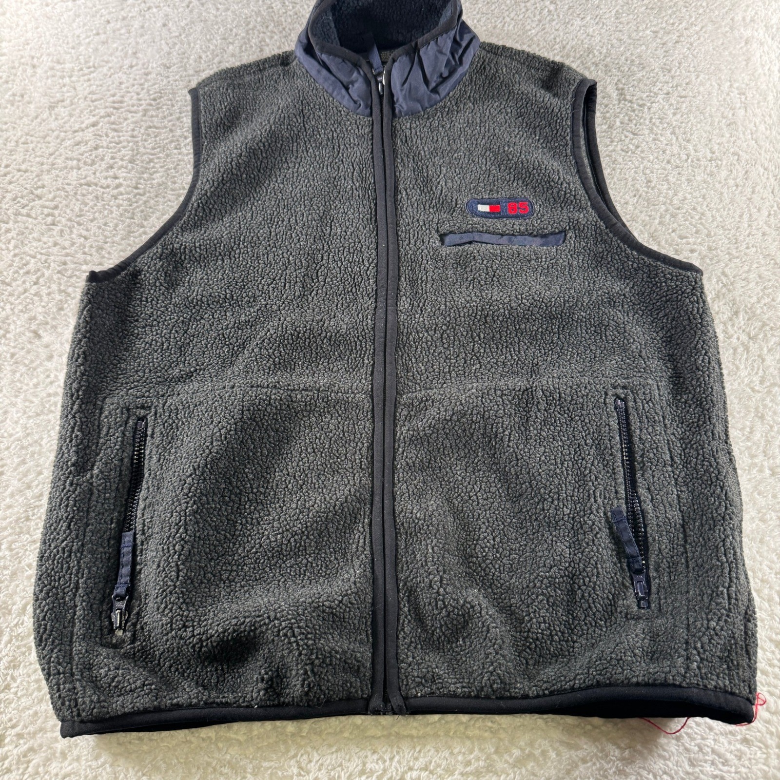 Vintage Y2K Tommy Hilfiger Full Zip Fleece Vest Men’s Medium Gray Collared