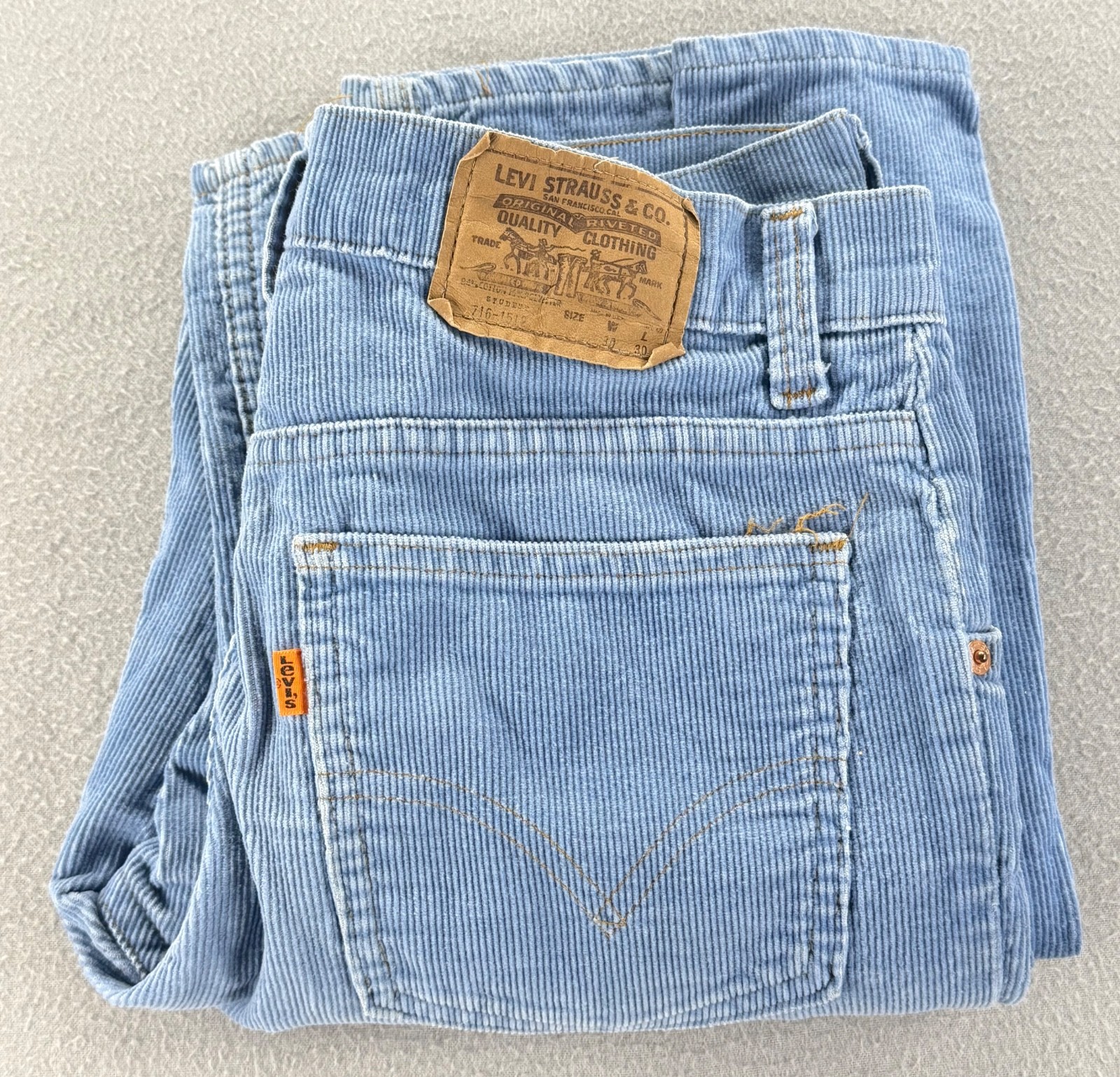 Vintage Levi’s 716-1512 Blue Corduroy Pants Size 30W 30L Orange Tab Y2K 1990’s