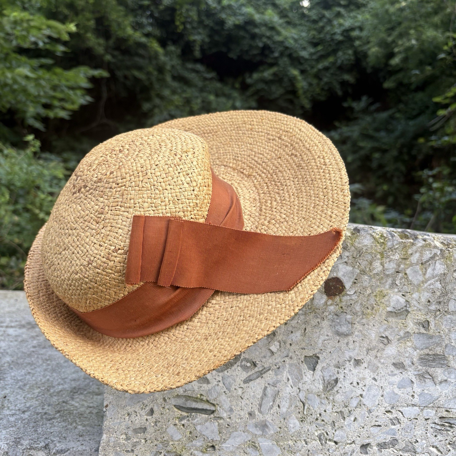 Vintage 1930s Belton hats, New York creation straw hat wide brim 22” 40s Clam